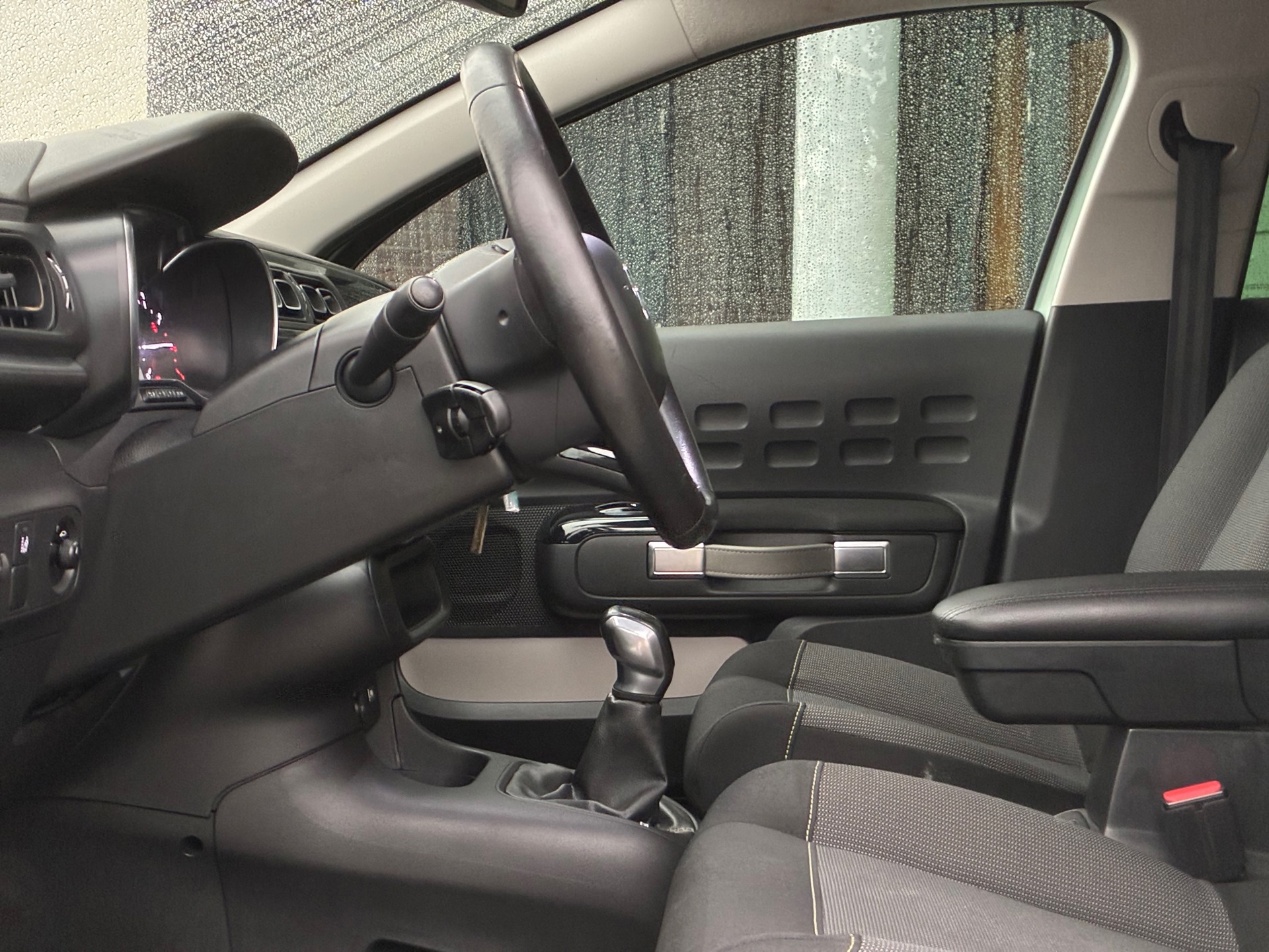 Citroen C3 1.2 PureTech S&S Shine (2017), foto 13