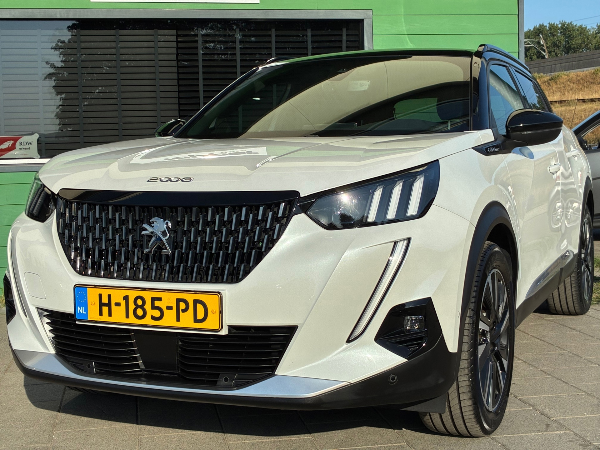 Peugeot 2008 1.2 PureTech GT-Line (2020), foto 4