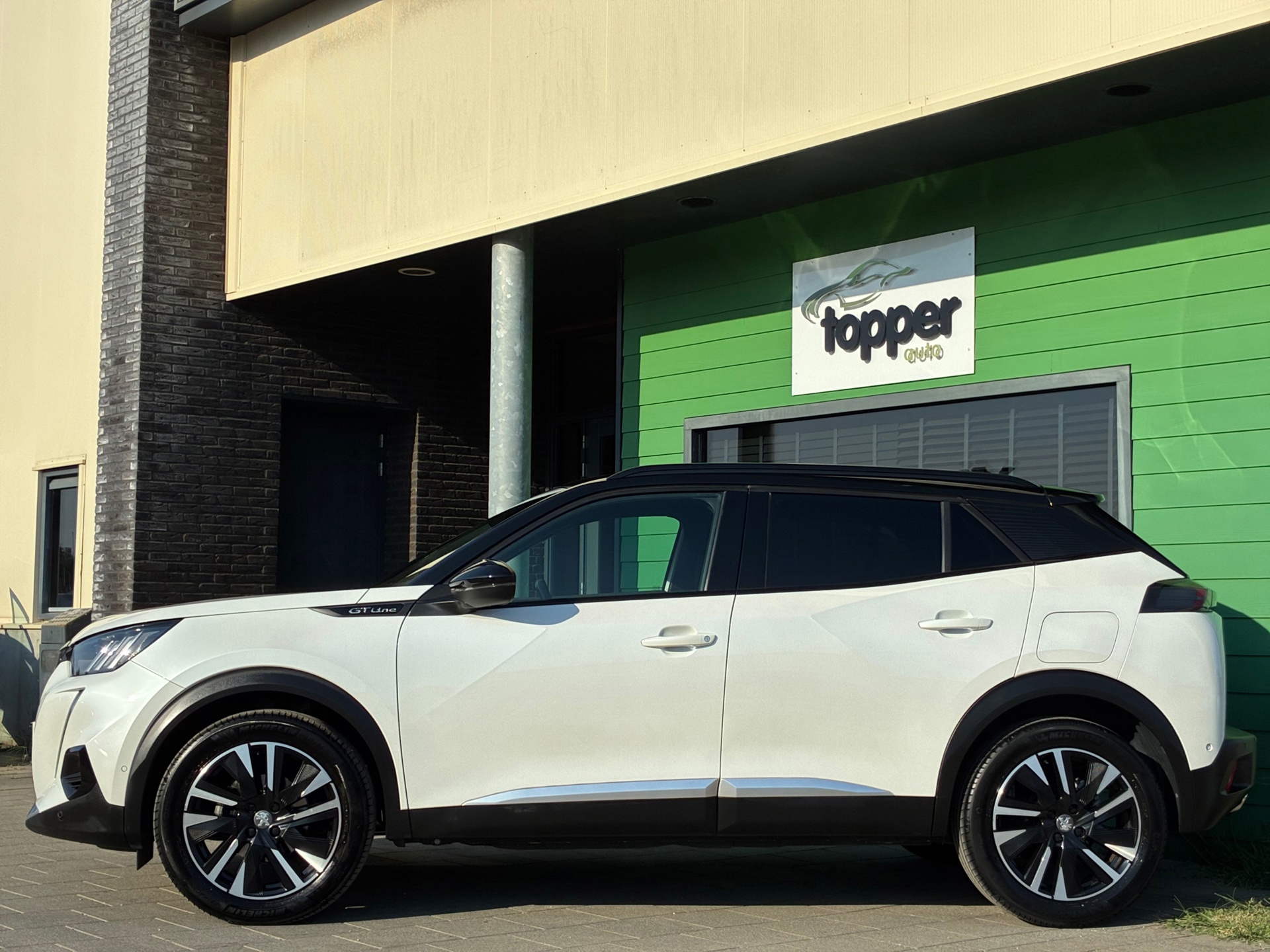 Peugeot 2008 1.2 PureTech GT-Line (2020), foto 6