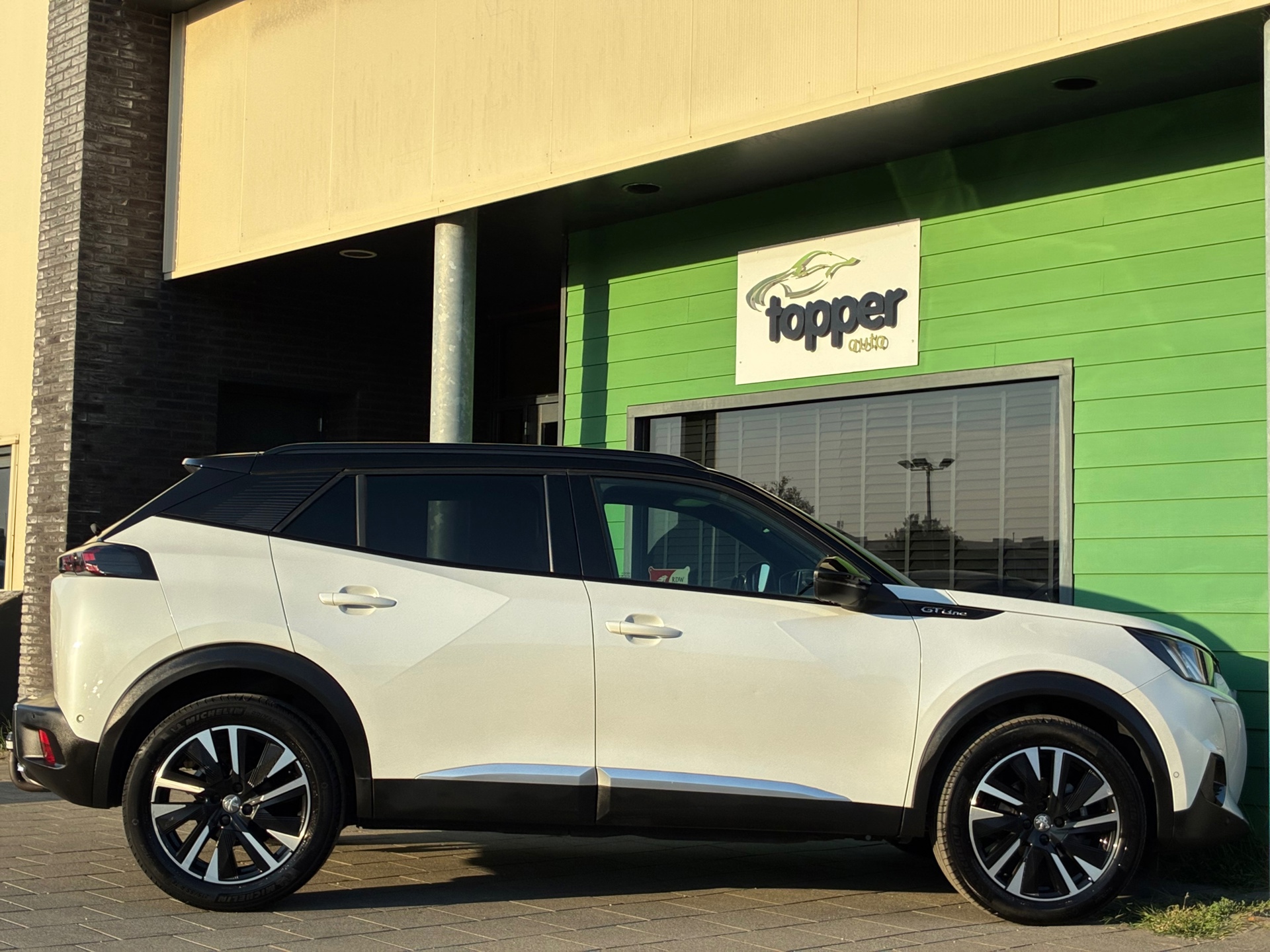 Peugeot 2008 1.2 PureTech GT-Line (2020), foto 7