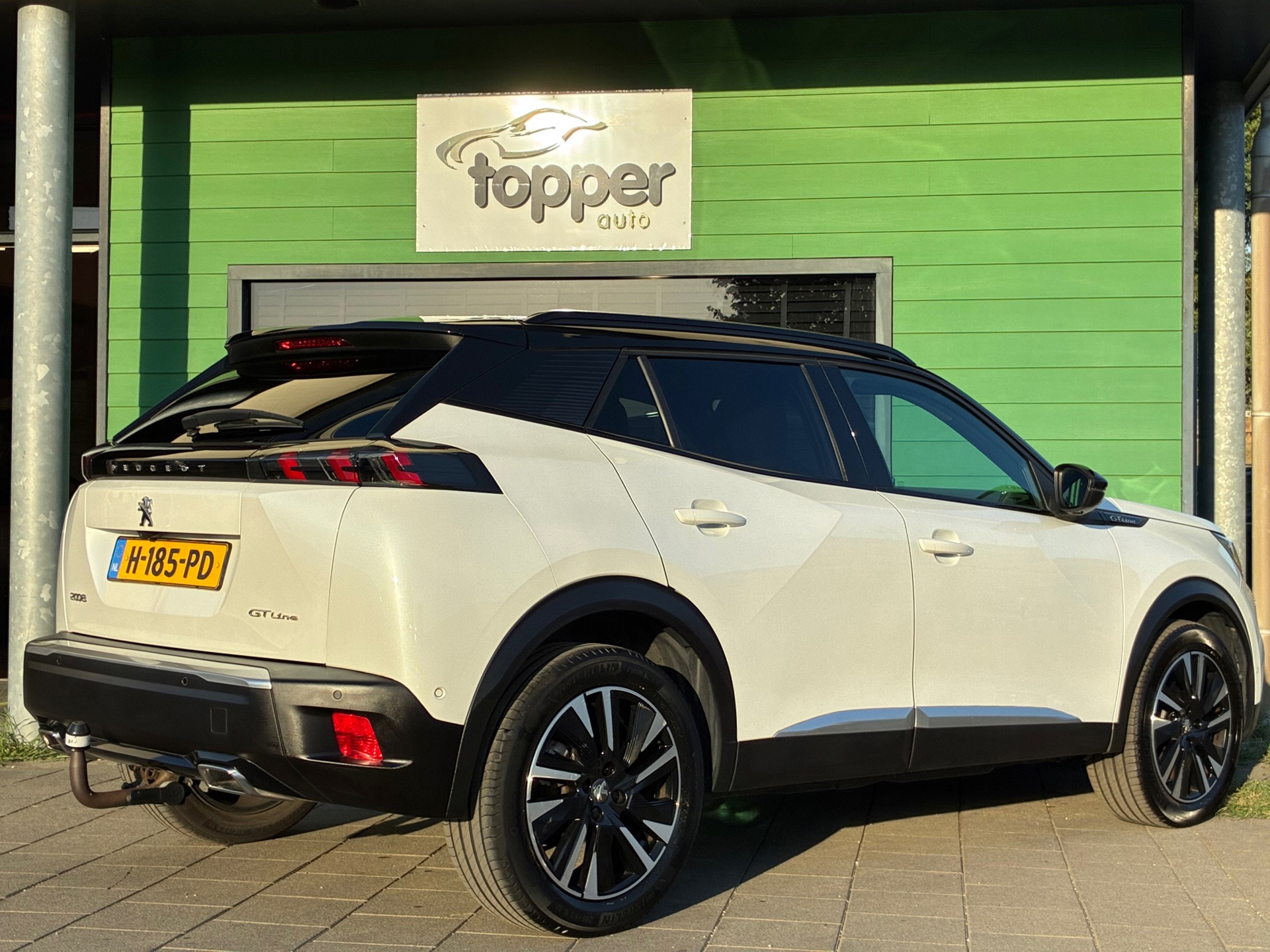 Peugeot 2008 1.2 PureTech GT-Line (2020), foto 8