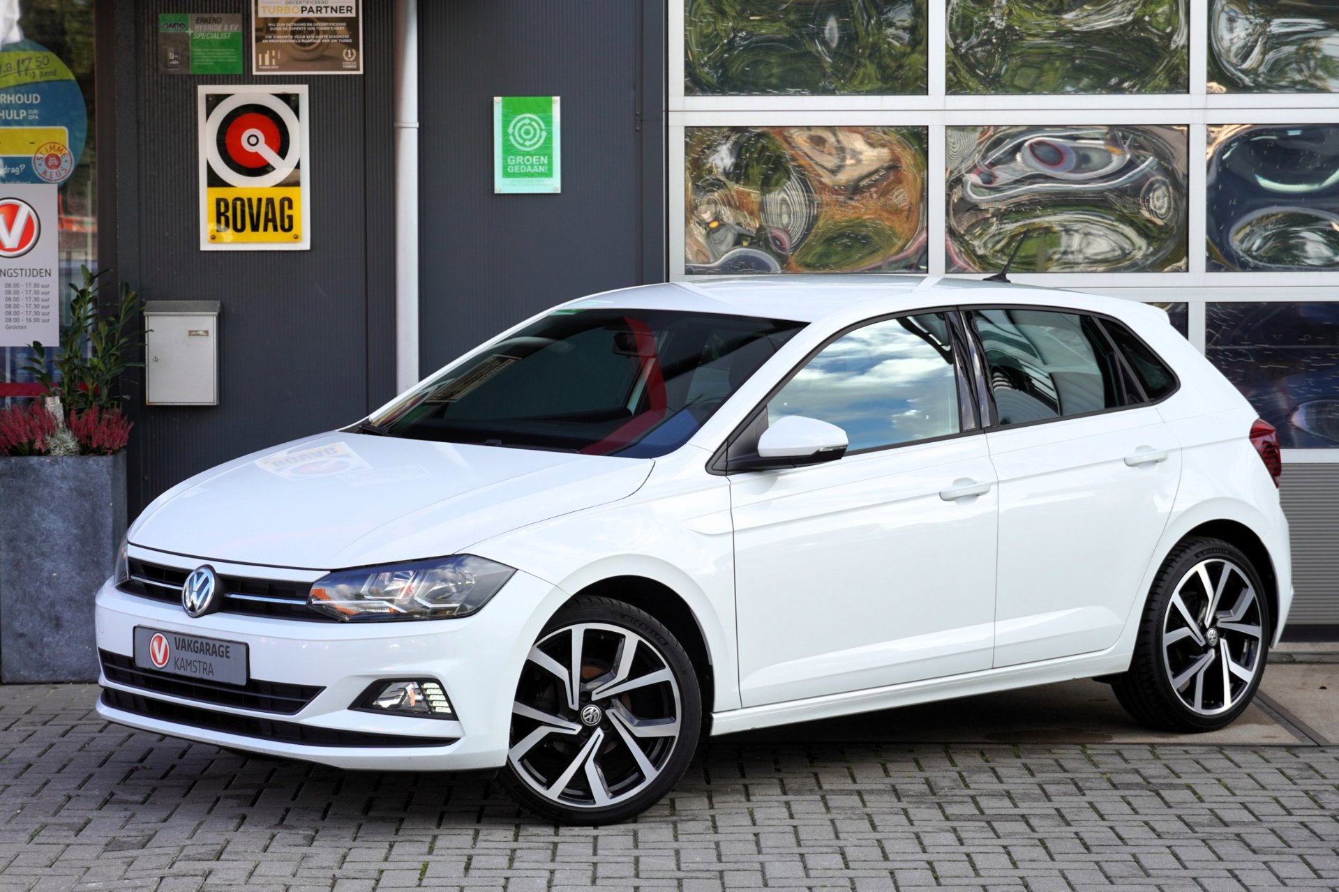 Volkswagen Polo 1.0 TSI 5-deurs (2018), foto 2