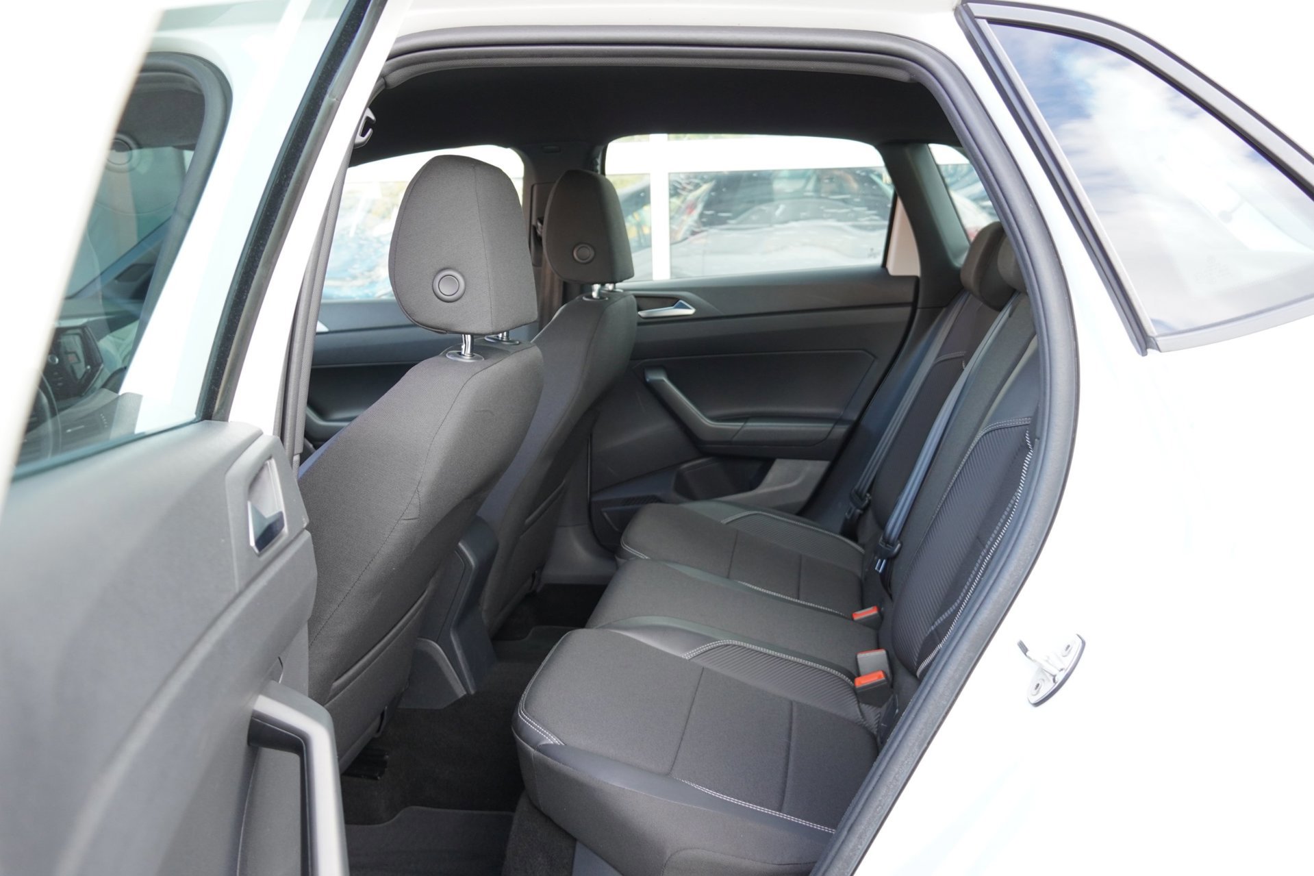 Volkswagen Polo 1.0 TSI 5-deurs (2018), foto 12