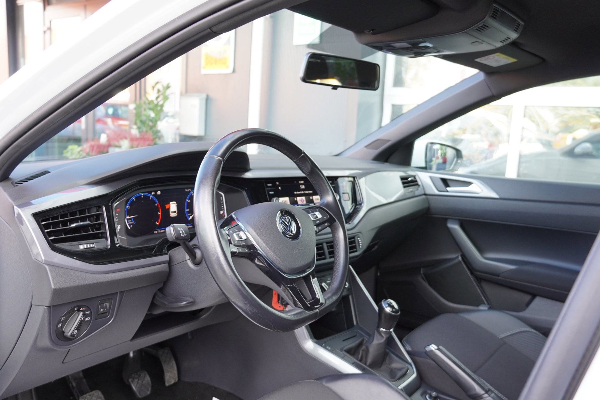 Volkswagen Polo 1.0 TSI 5-deurs (2018), foto 9