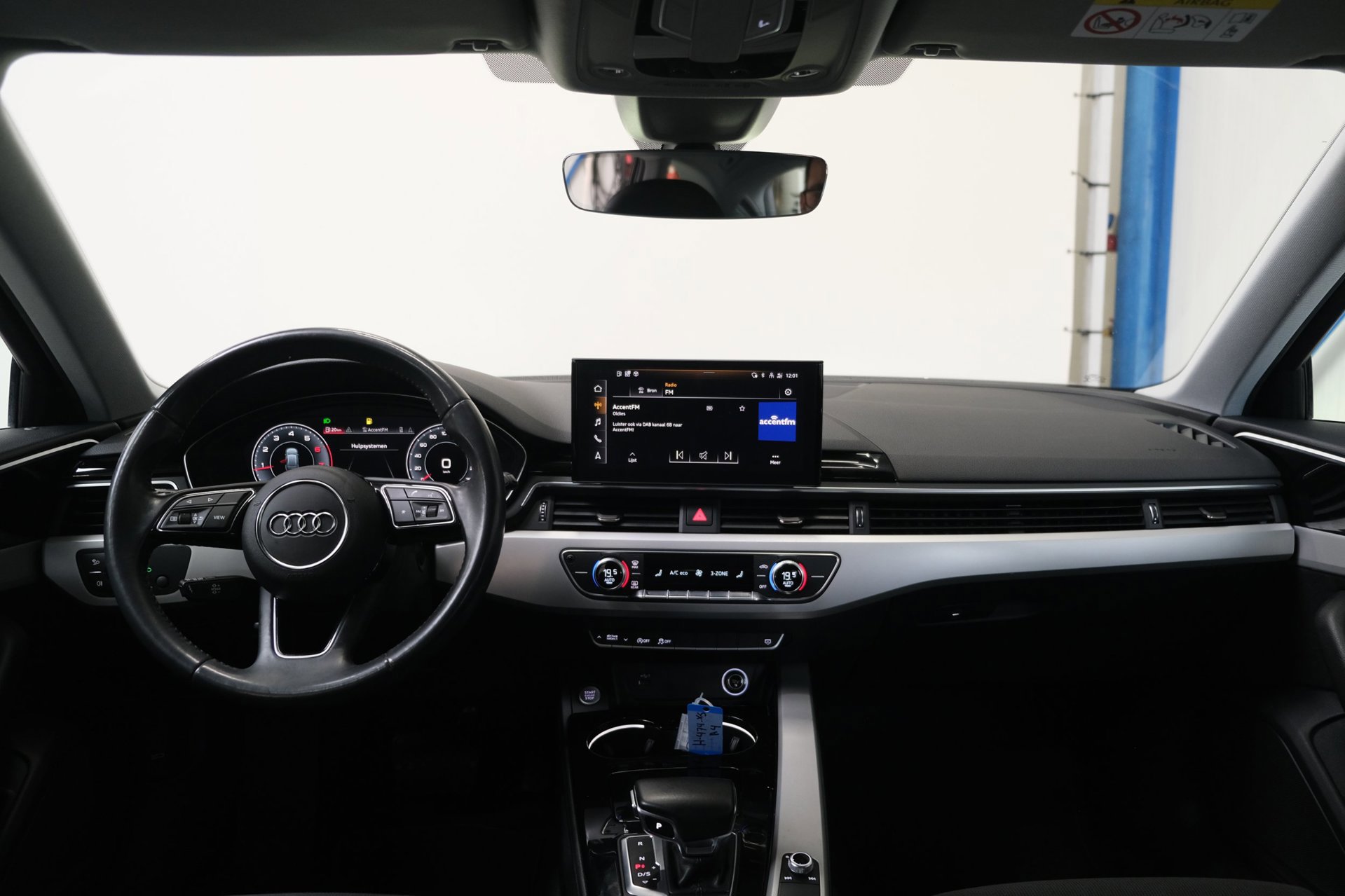 Audi A4 Avant 35 TFSI Launch edition Business (2020), foto 19