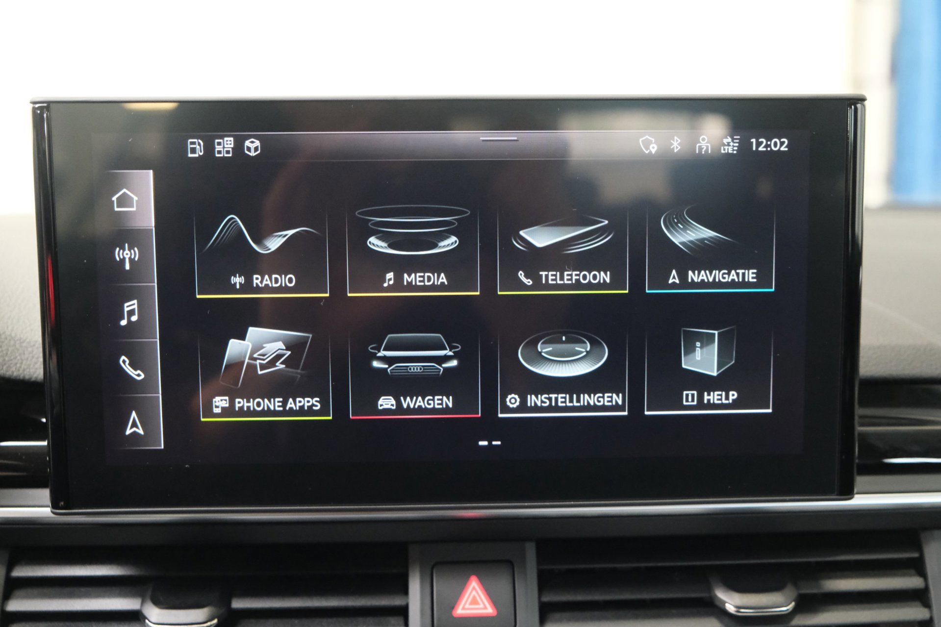 Audi A4 Avant 35 TFSI Launch edition Business (2020), foto 21