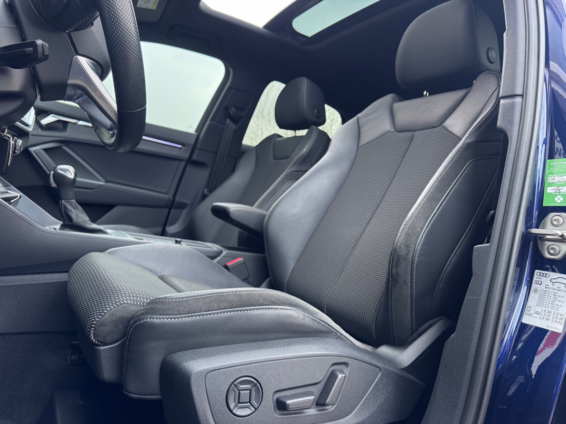 Audi Q3 Sportback 45 TFSI e S Edition (2022), foto 12