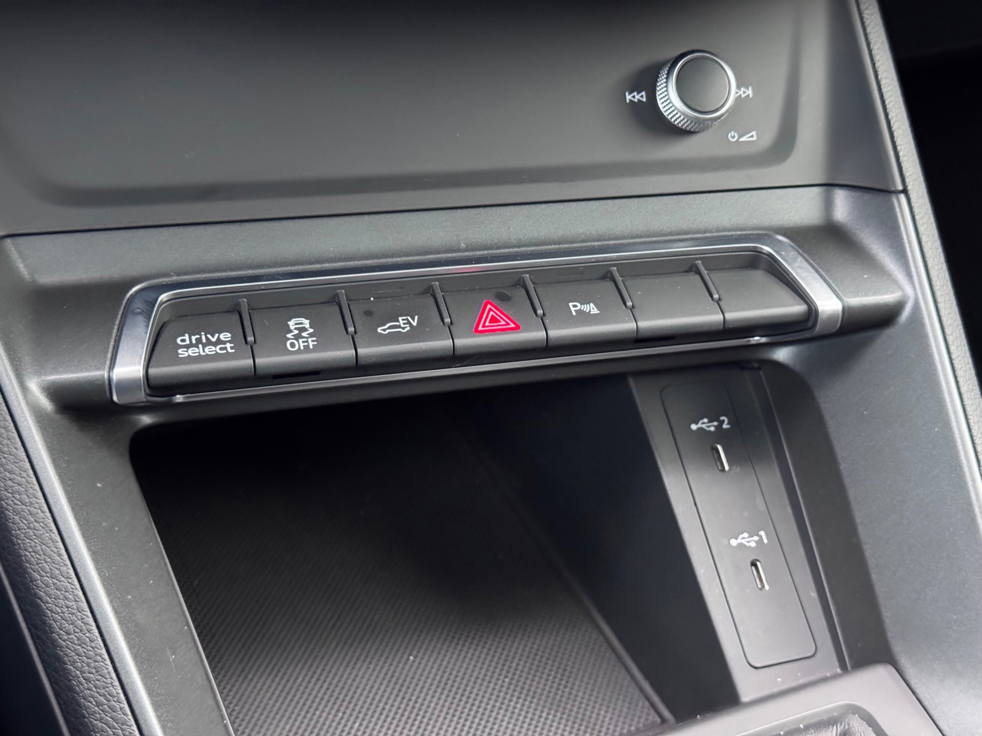 Audi Q3 Sportback 45 TFSI e S Edition (2022), foto 24