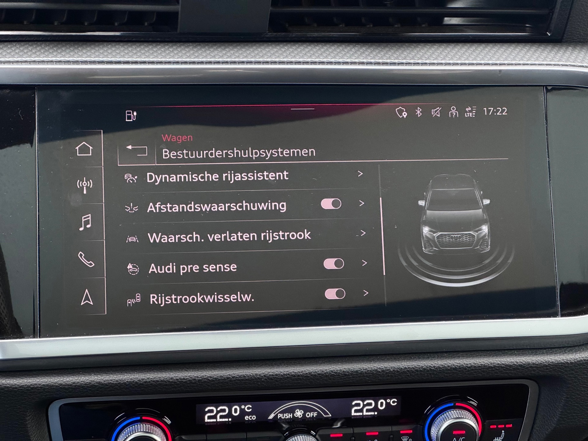 Audi Q3 Sportback 45 TFSI e S Edition (2022), foto 30