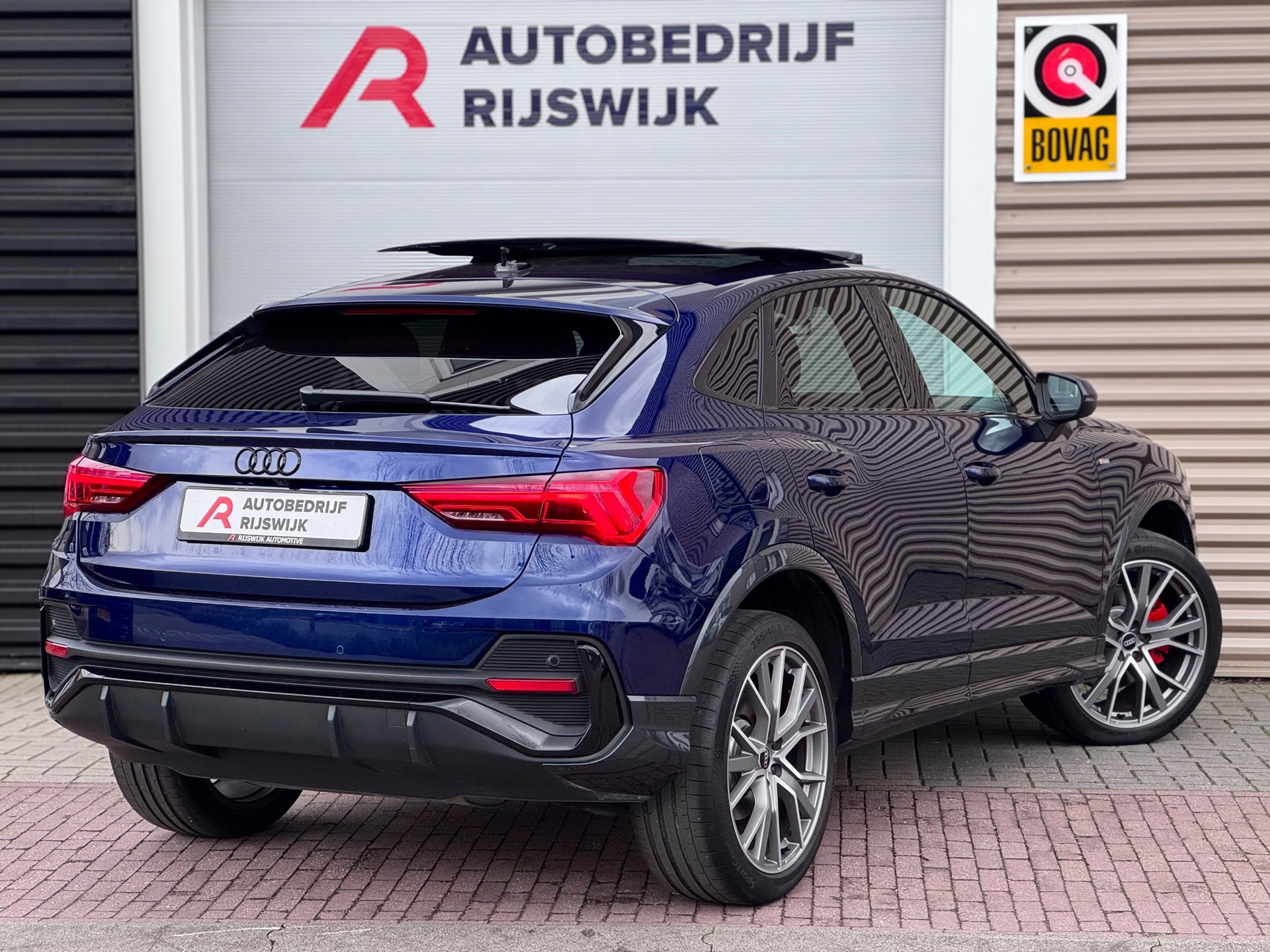 Audi Q3 Sportback 45 TFSI e S Edition (2022), foto 4