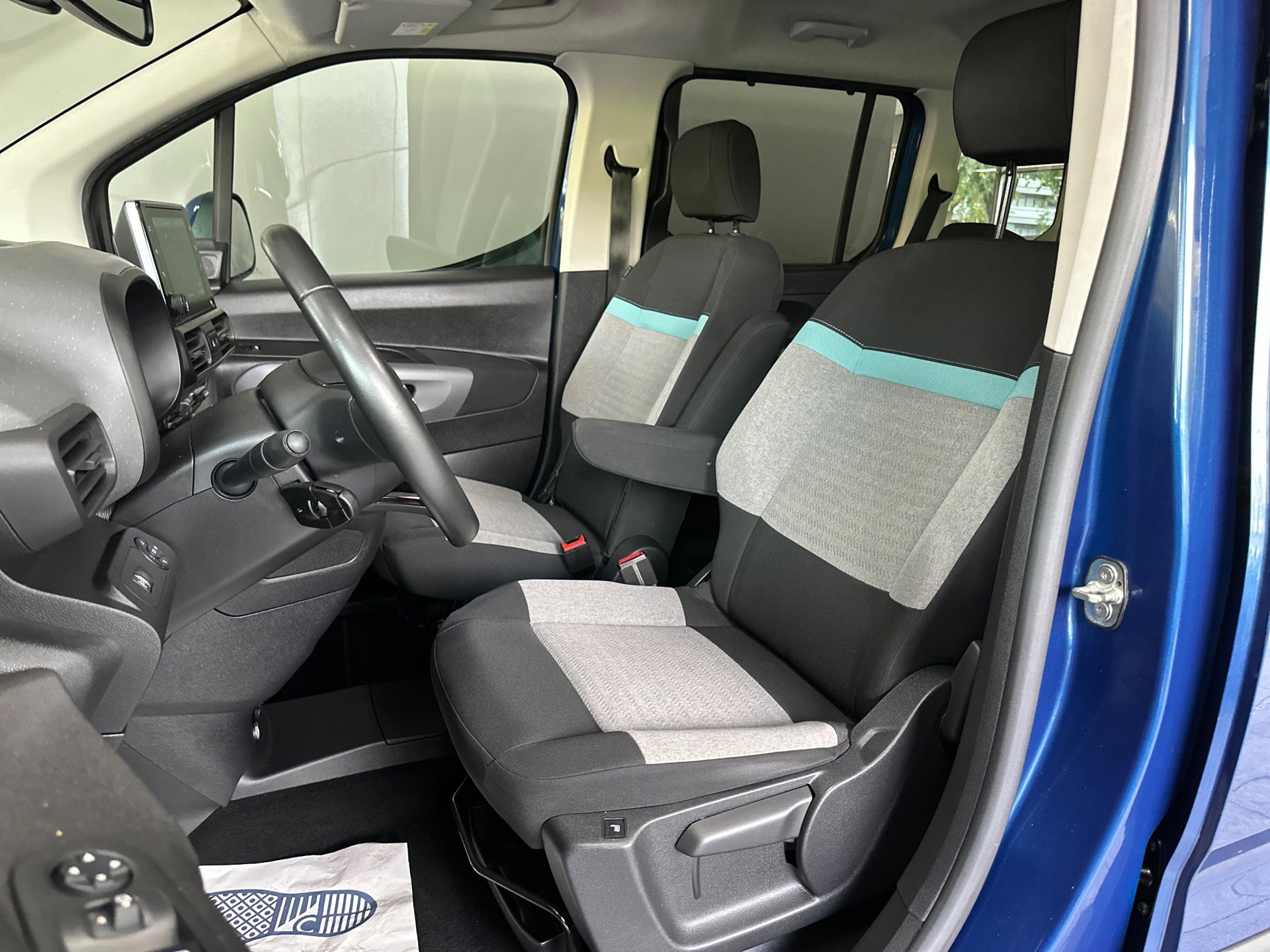 Citroen Berlingo 1.2 PureTech Shine (2019), foto 11