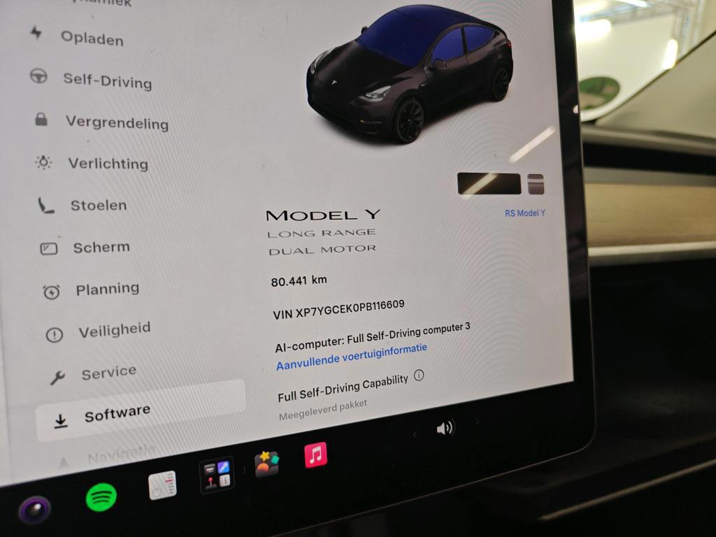 Tesla Model Y Long Range AWD 75 kWh 20" (2023), foto 4