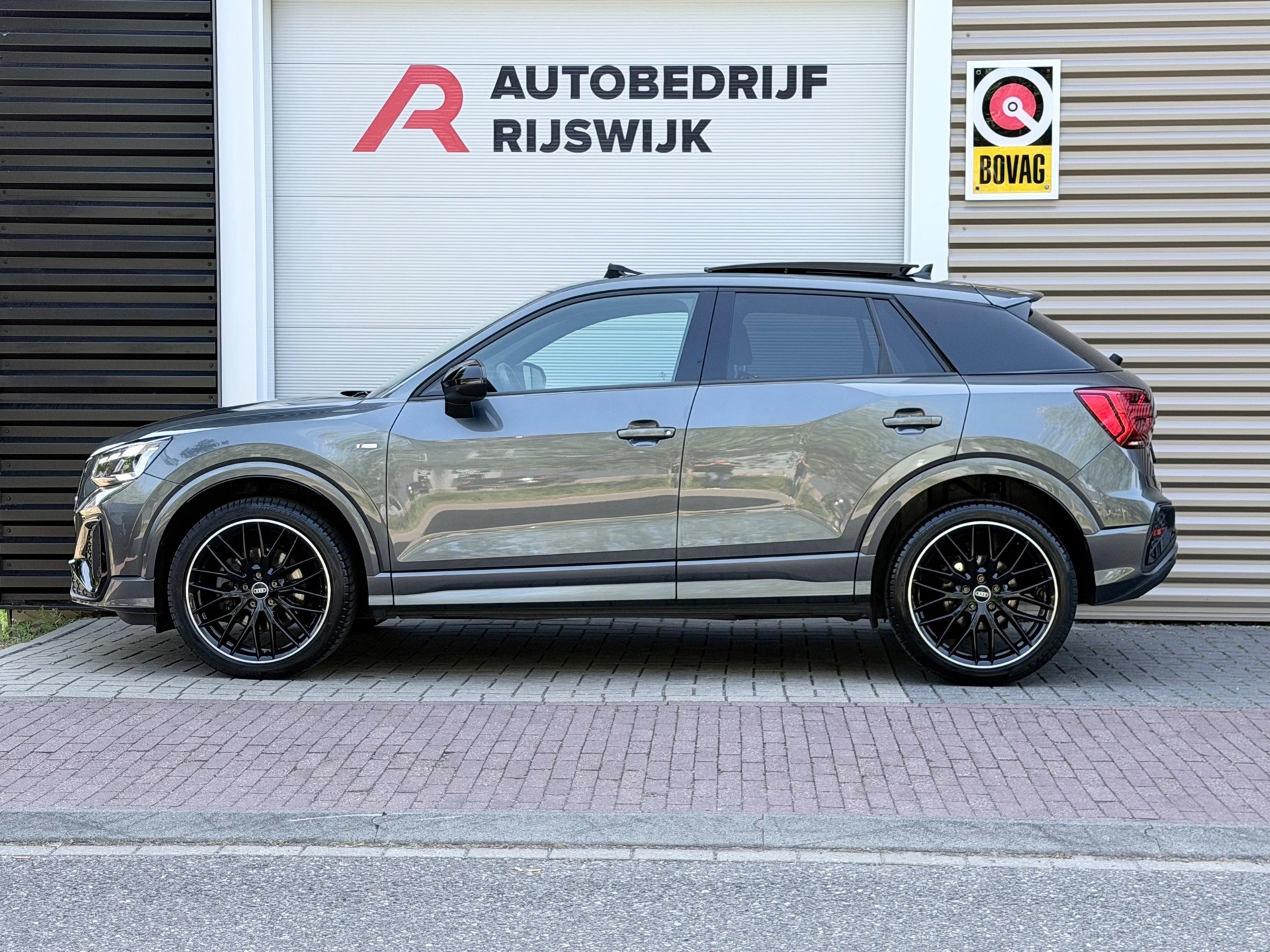 Audi Q2 35 TFSI S Edition (2023), foto 2