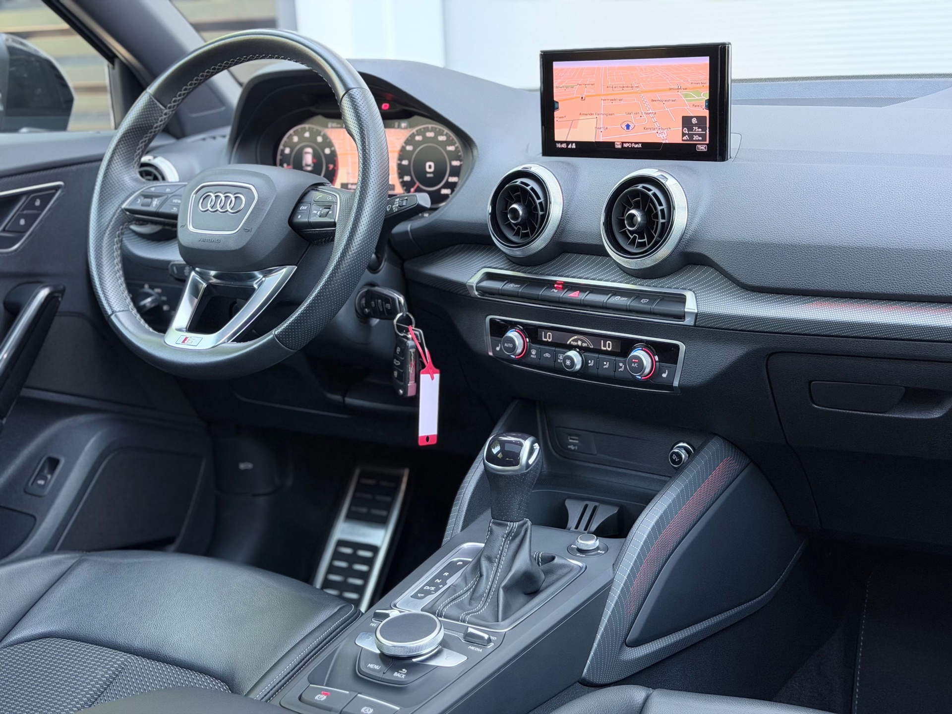Audi Q2 35 TFSI S Edition (2023), foto 18