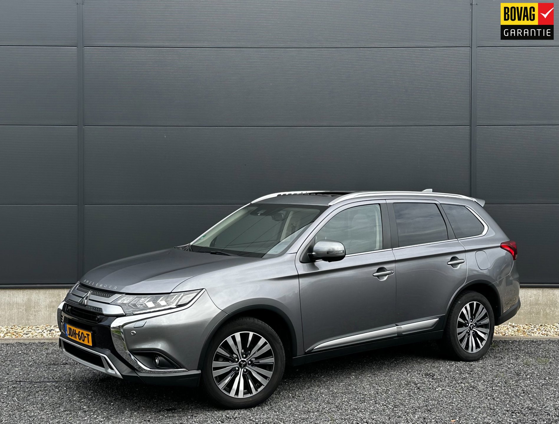 Mitsubishi Outlander 2.0 4WD 7p Intense (2019), foto 1