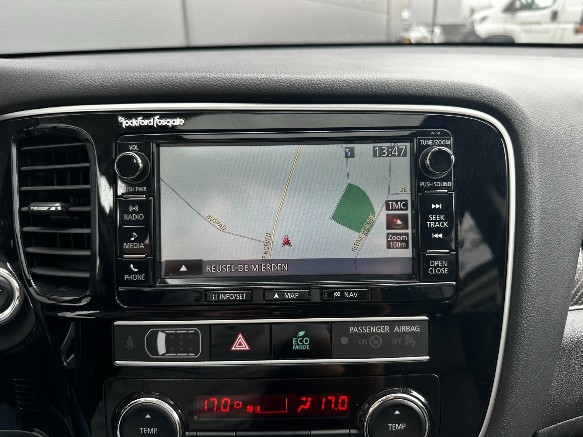 Mitsubishi Outlander 2.0 4WD 7p Intense (2019), foto 20
