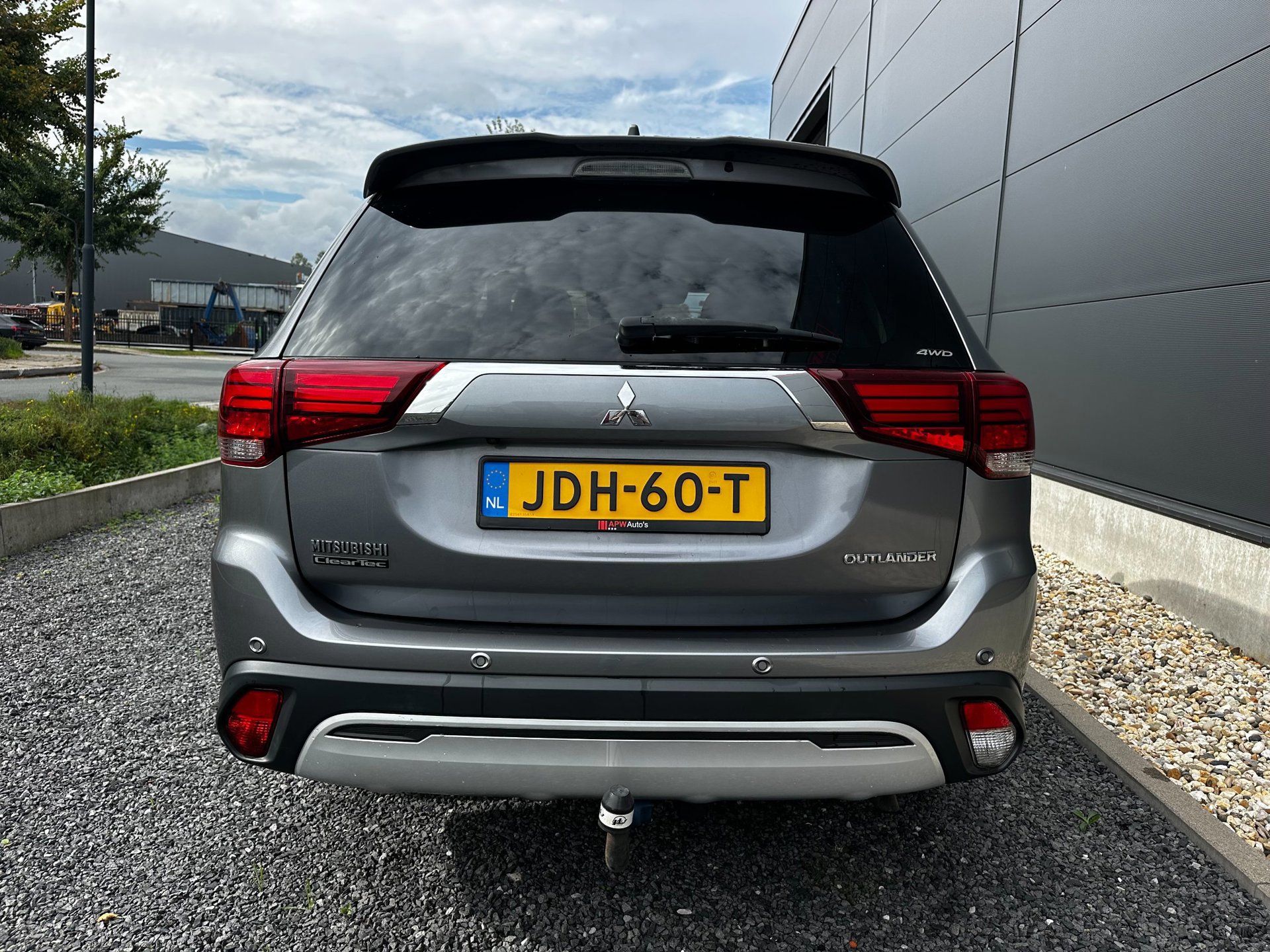 Mitsubishi Outlander 2.0 4WD 7p Intense (2019), foto 10