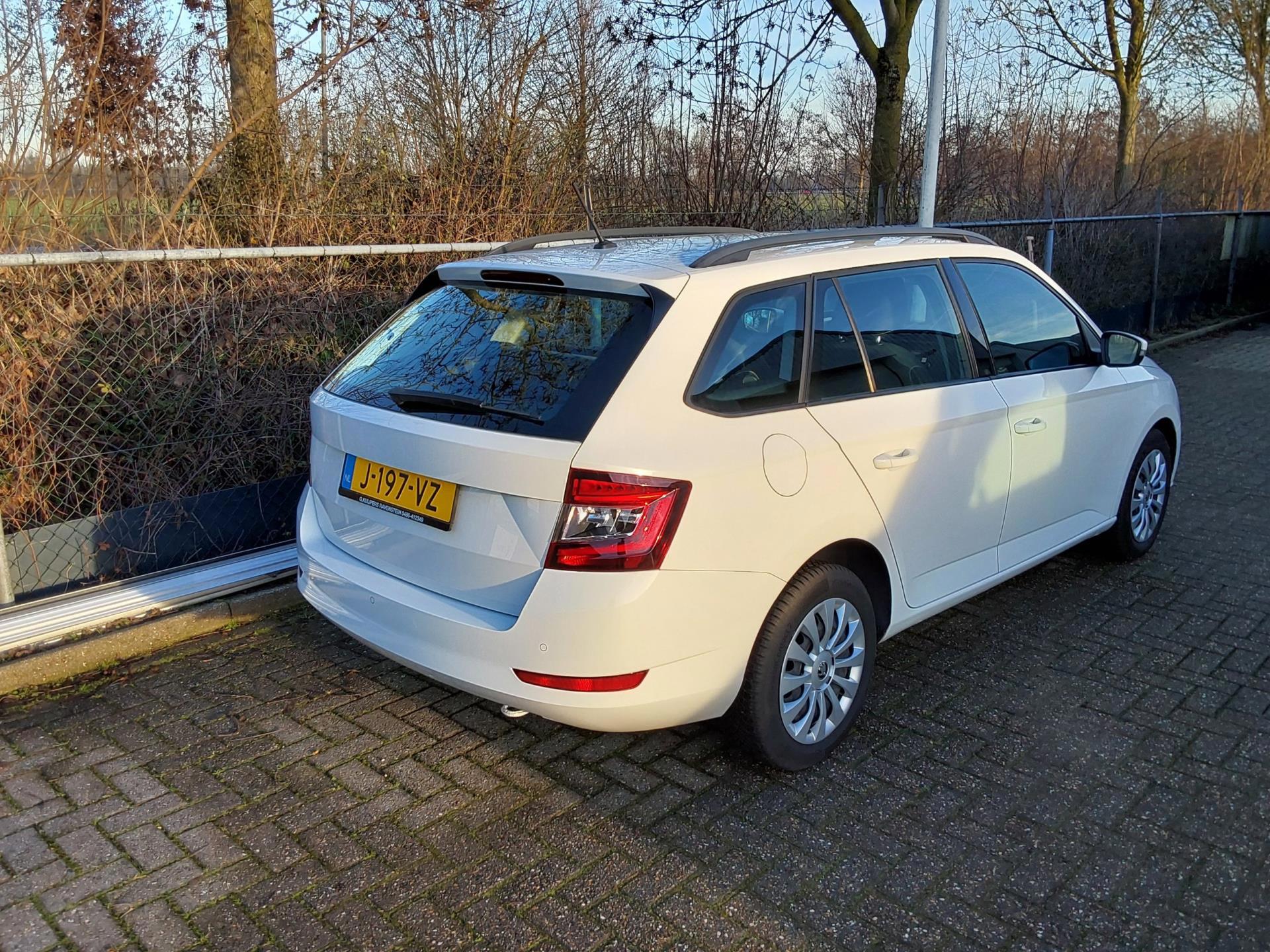 Skoda Fabia Combi 1.0 TSI Ambition (2020), foto 2