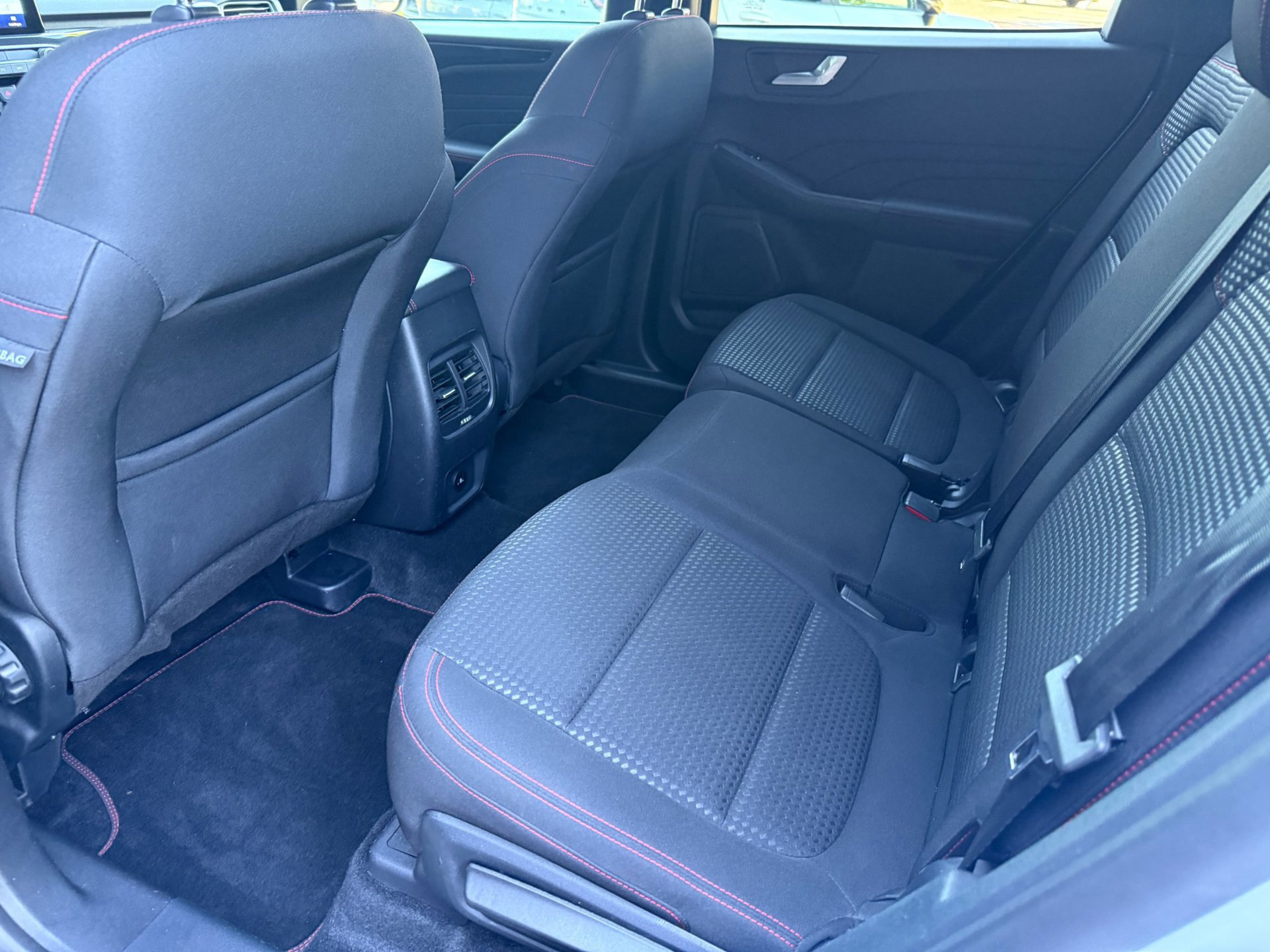 Ford Kuga 2.5 225pk PHEV ST-Line (2023), foto 28