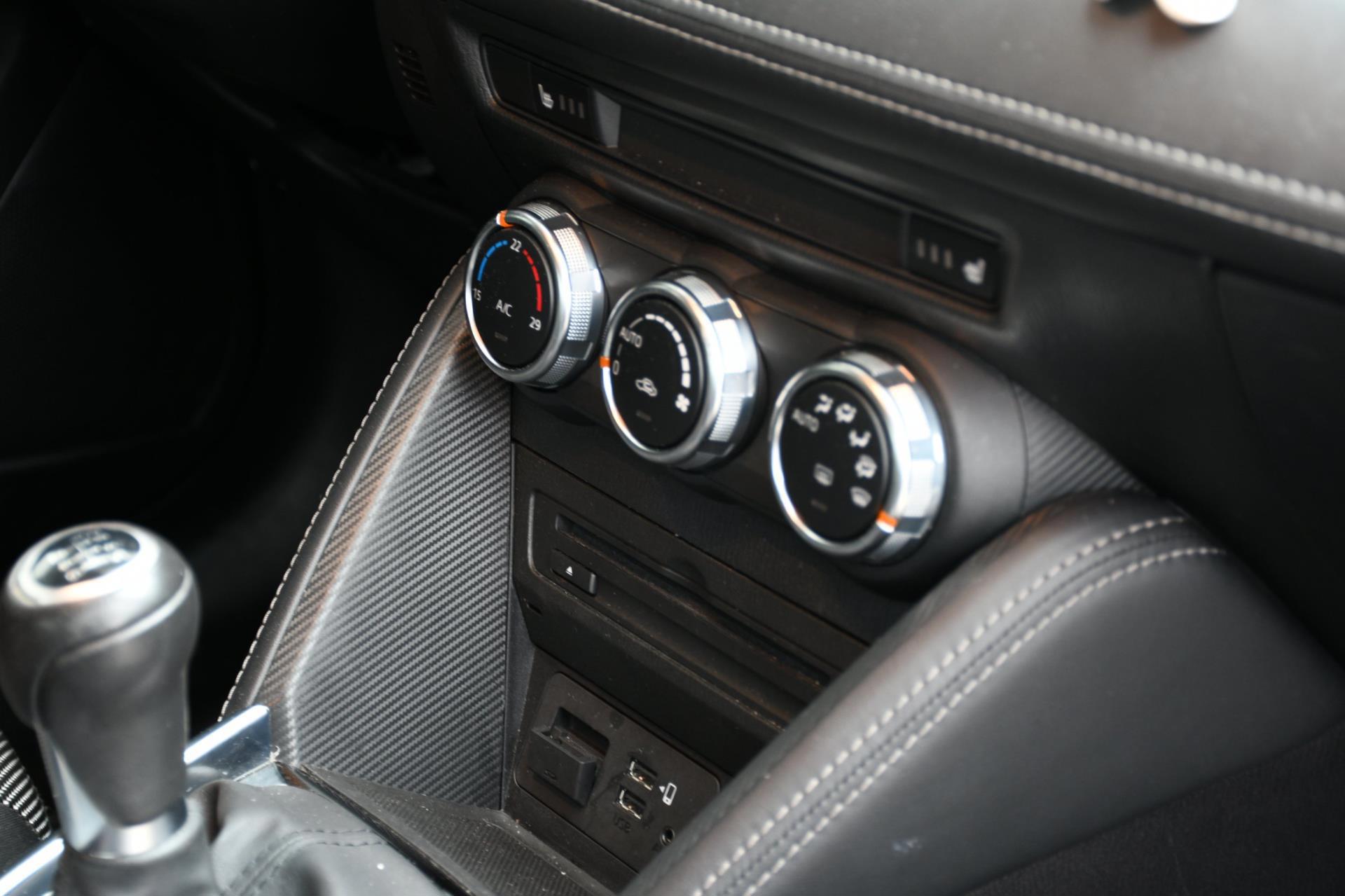 Mazda 2 1.5 Skyactiv-D GT-M (2017), foto 11