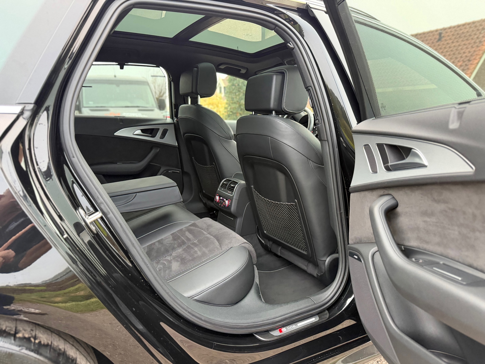 Audi A6 Avant 2.0 TFSI quattro Premium Edition 3x S-Line (2018), foto 23