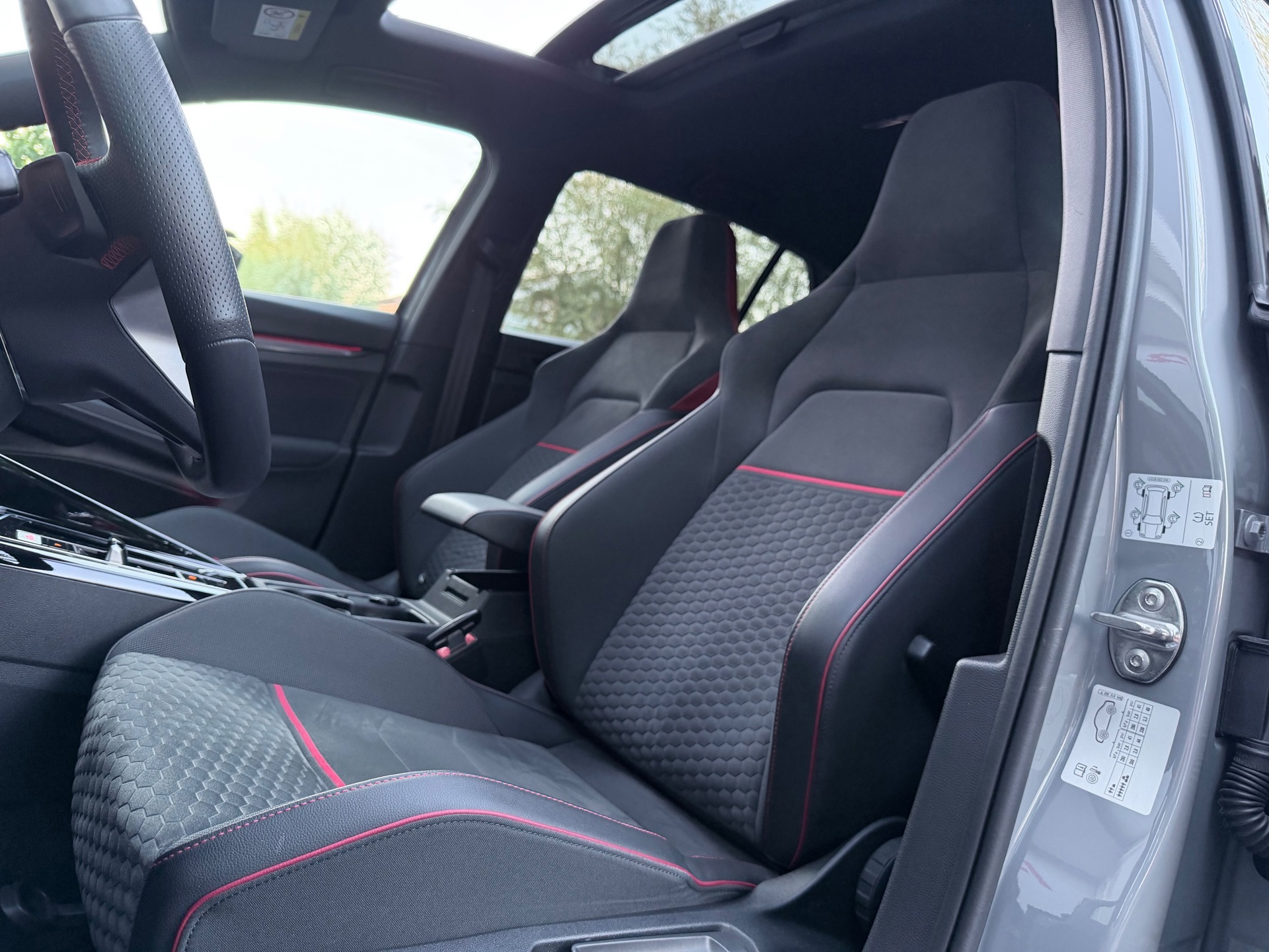 Volkswagen Golf 2.0 TSI GTI Clubsport (2021), foto 11
