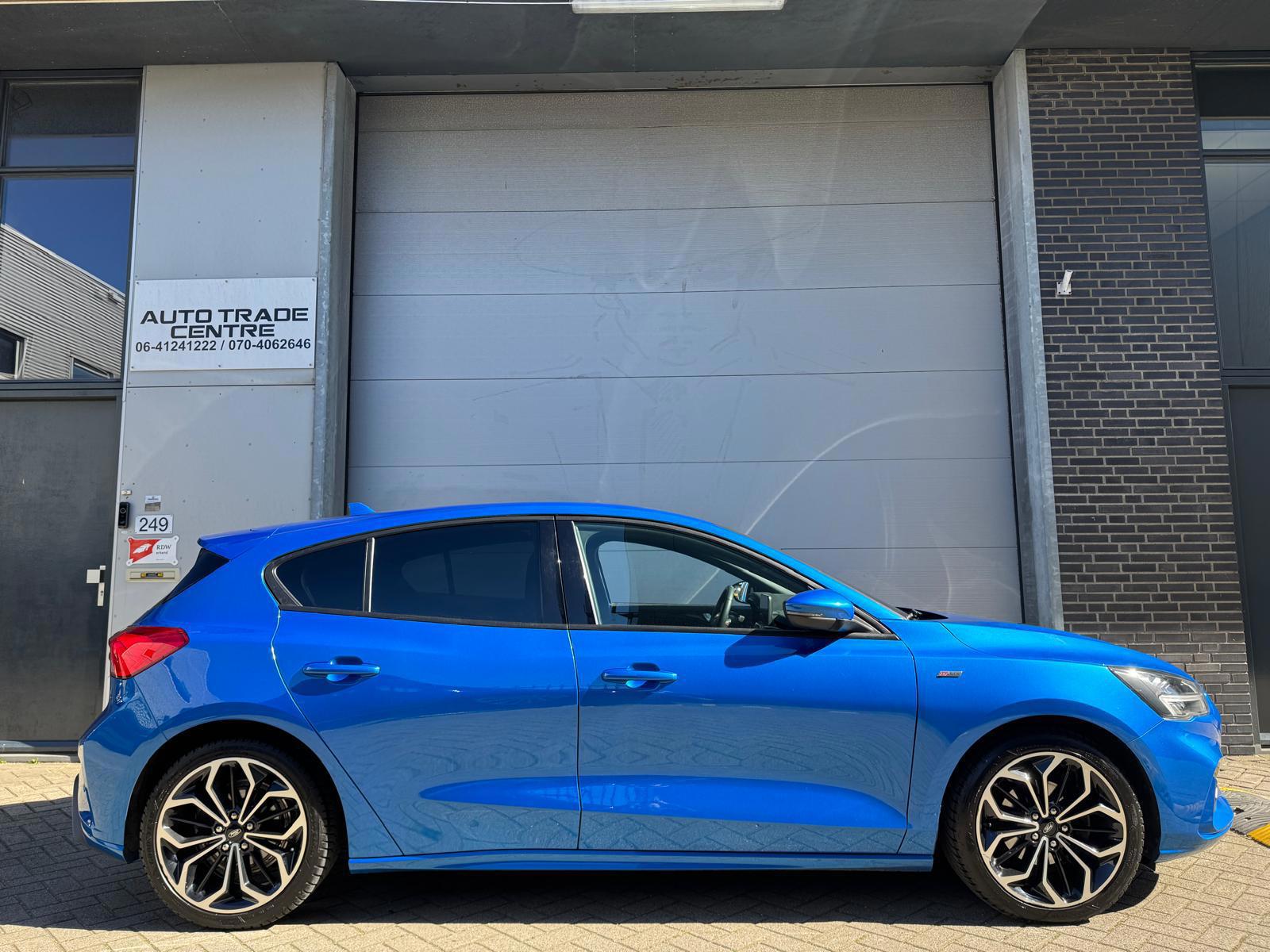 Ford Focus 1.0 EcoBoost ST Line Business (2020), foto 2