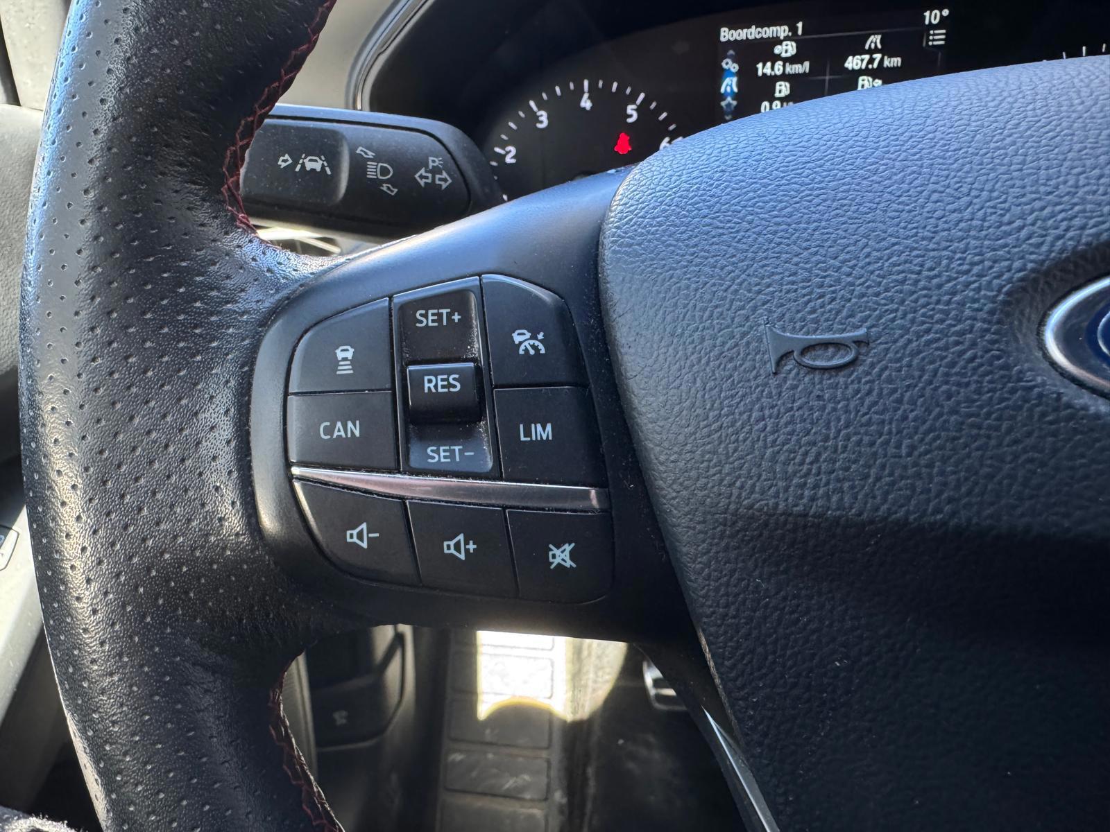 Ford Focus 1.0 EcoBoost ST Line Business (2020), foto 19