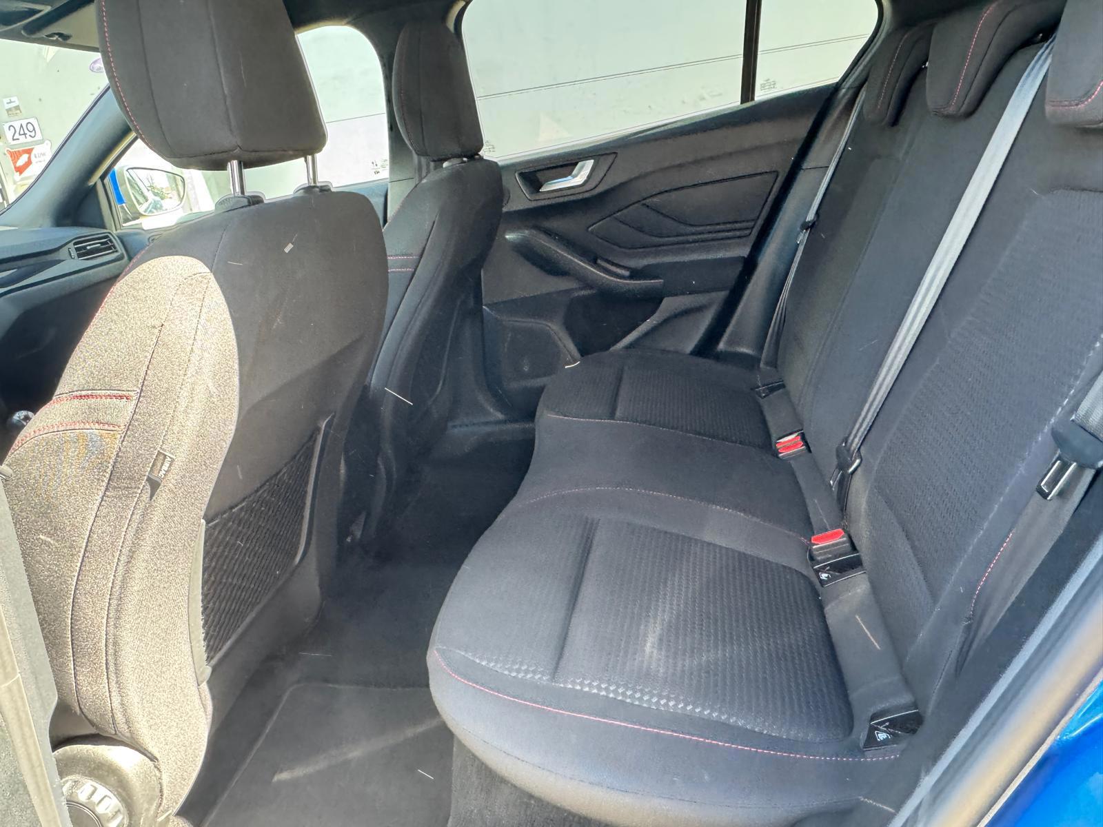 Ford Focus 1.0 EcoBoost ST Line Business (2020), foto 26