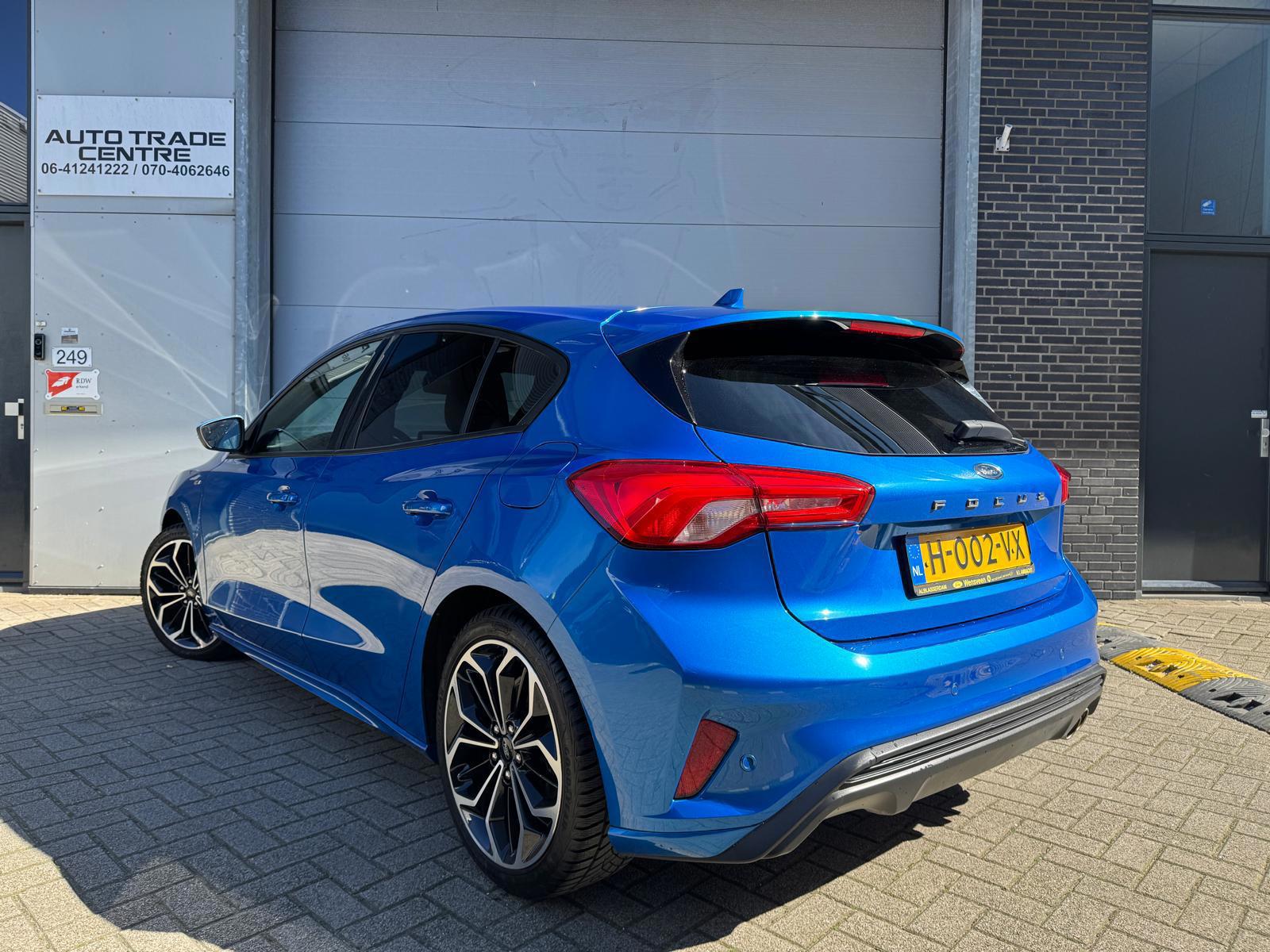 Ford Focus 1.0 EcoBoost ST Line Business (2020), foto 6
