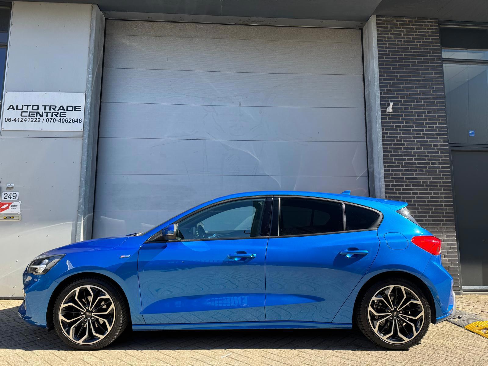 Ford Focus 1.0 EcoBoost ST Line Business (2020), foto 8
