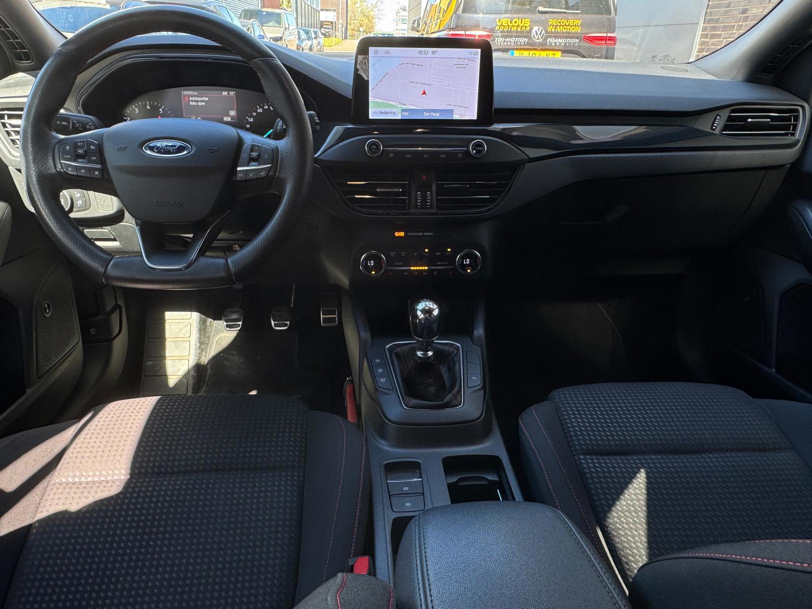 Ford Focus 1.0 EcoBoost ST Line Business (2020), foto 10