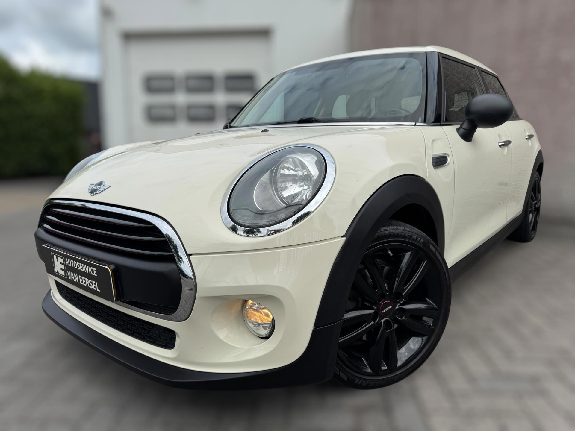 Mini 1.5 One First PARKEERSENSOREN (2016), foto 1