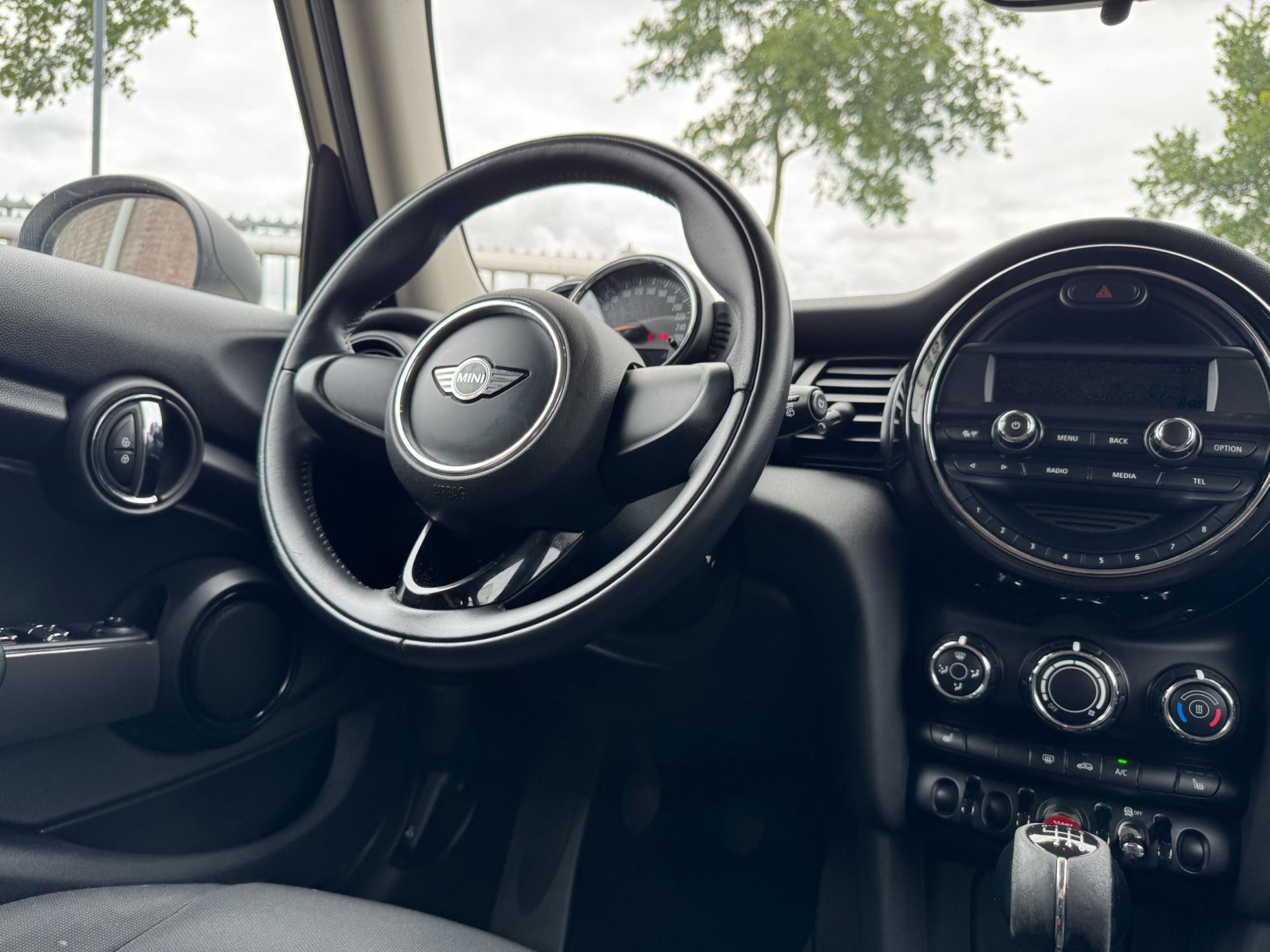 Mini 1.5 One First PARKEERSENSOREN (2016), foto 12
