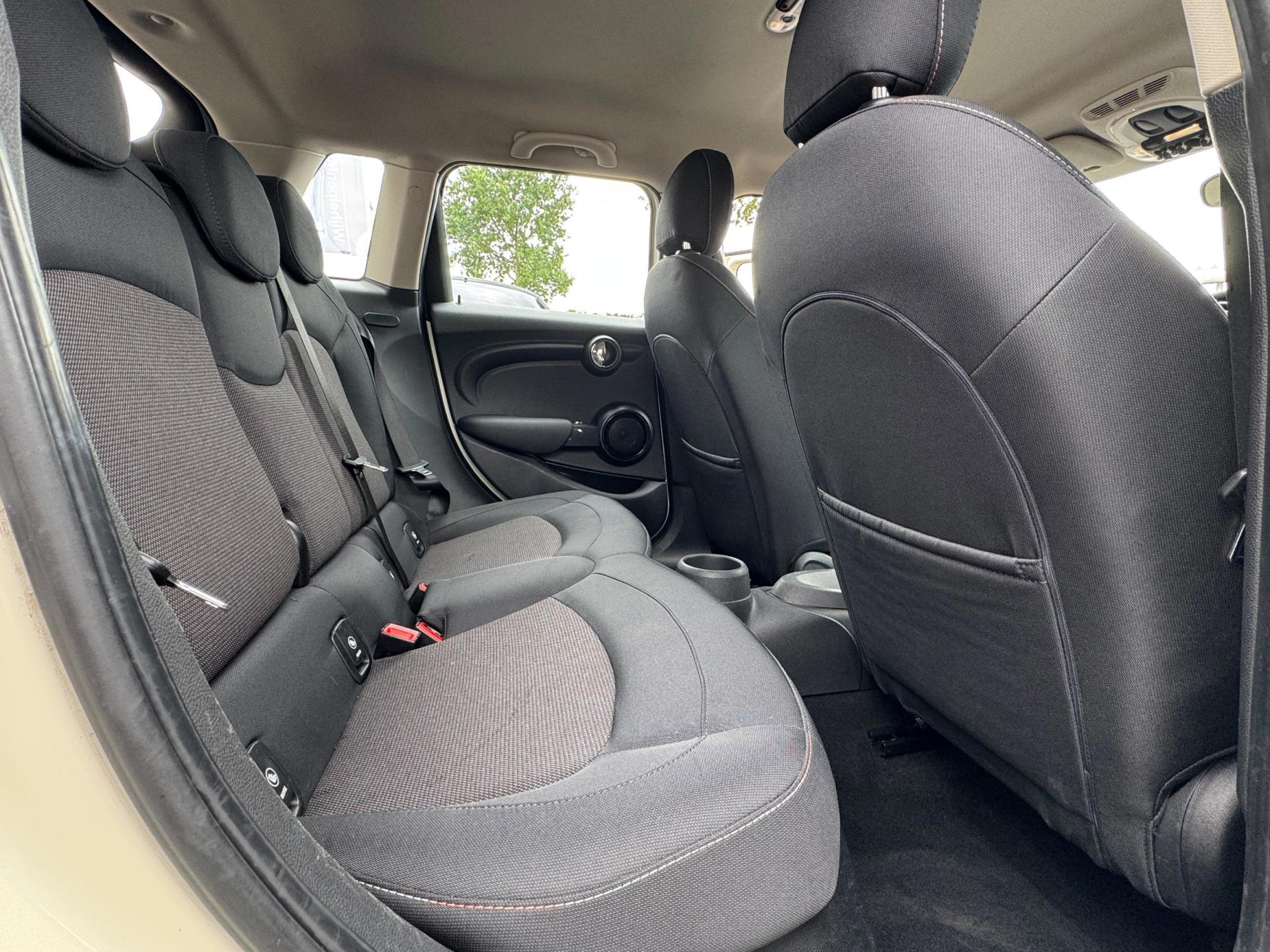 Mini 1.5 One First PARKEERSENSOREN (2016), foto 28
