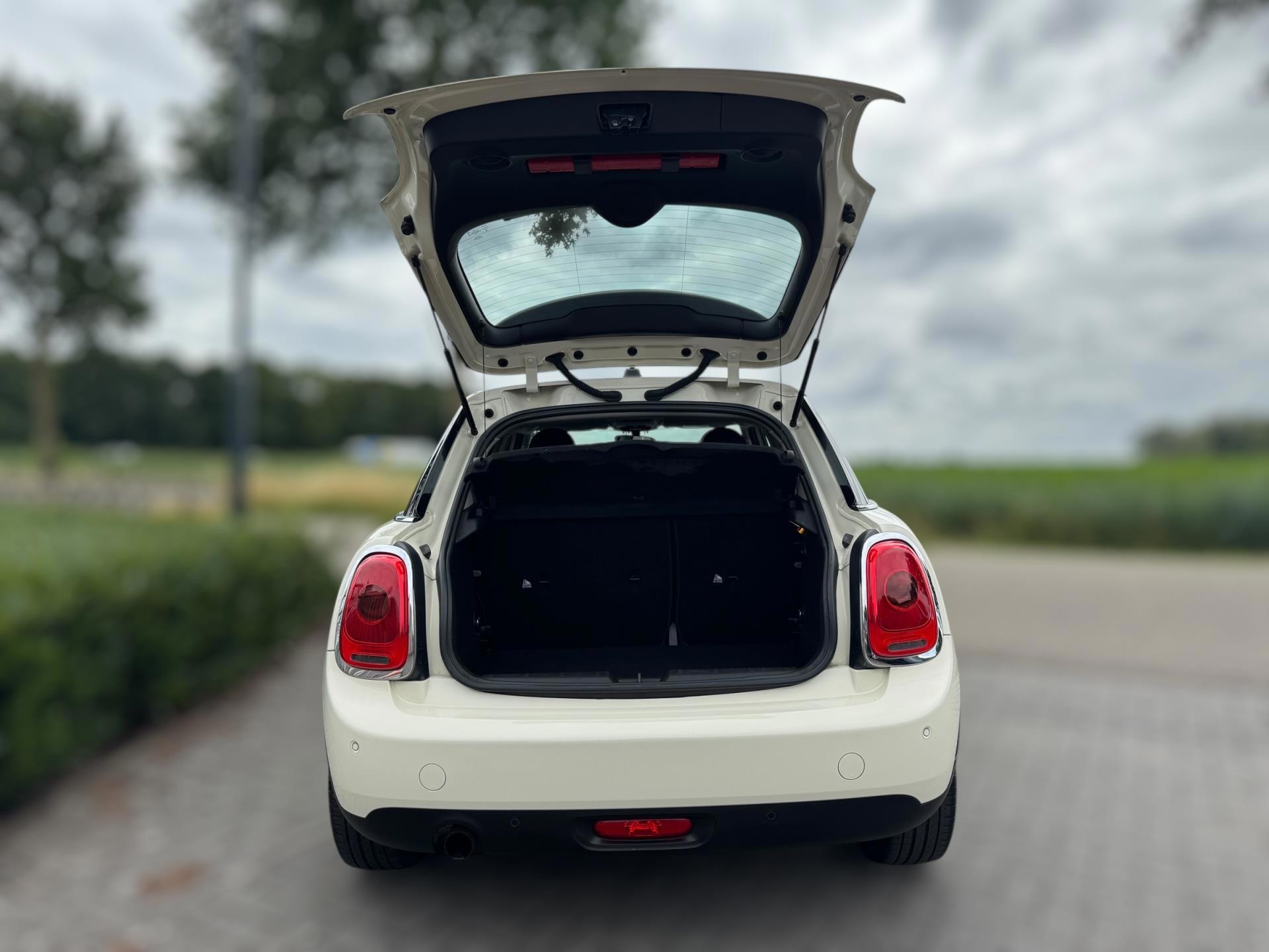 Mini 1.5 One First PARKEERSENSOREN (2016), foto 30