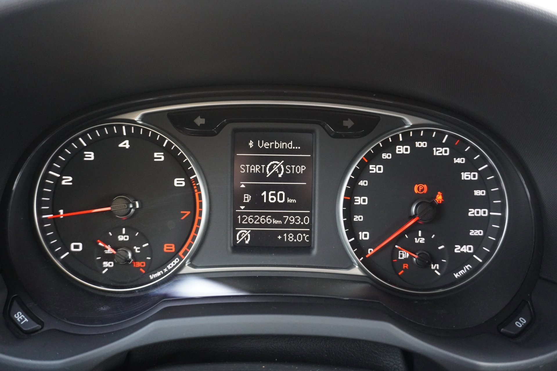 Audi A1 Sportback 1.0 TFSI Adrenalin (2017), foto 11
