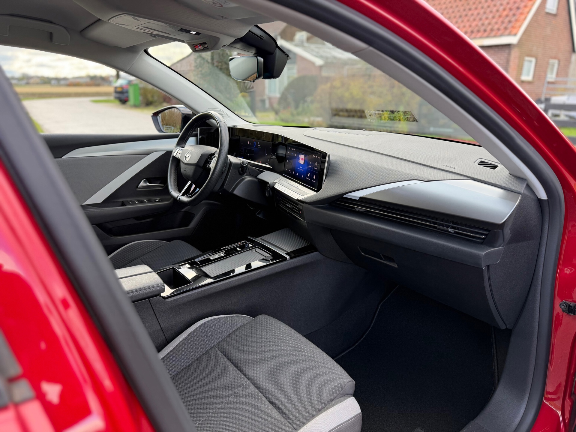 Opel Astra 1.6 Hybrid Edition (2022), foto 11