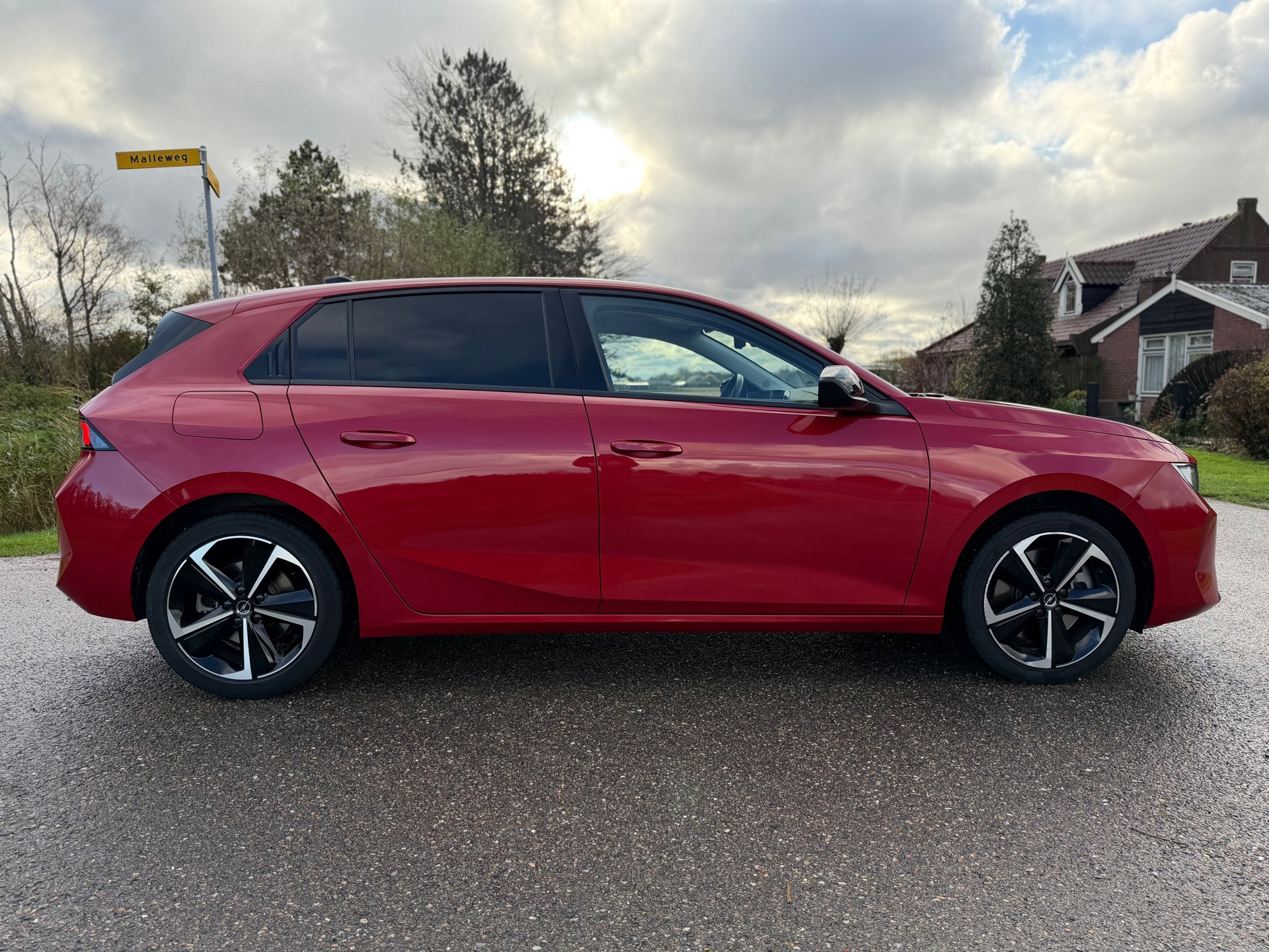 Opel Astra 1.6 Hybrid Edition (2022), foto 31