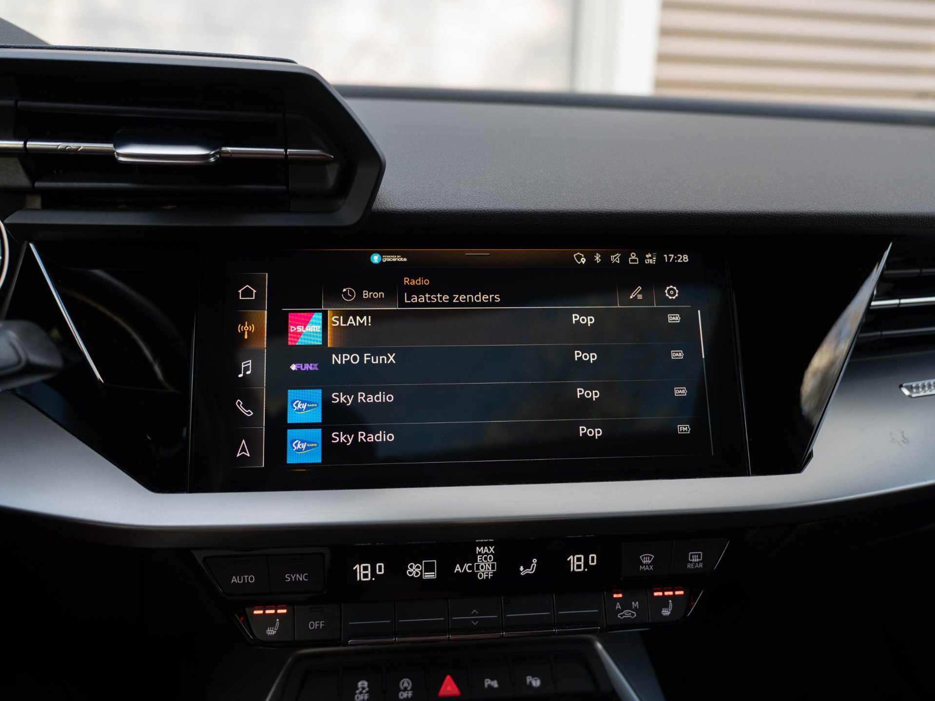 Audi A3 Sportback 30 TFSI edition (2022), foto 25