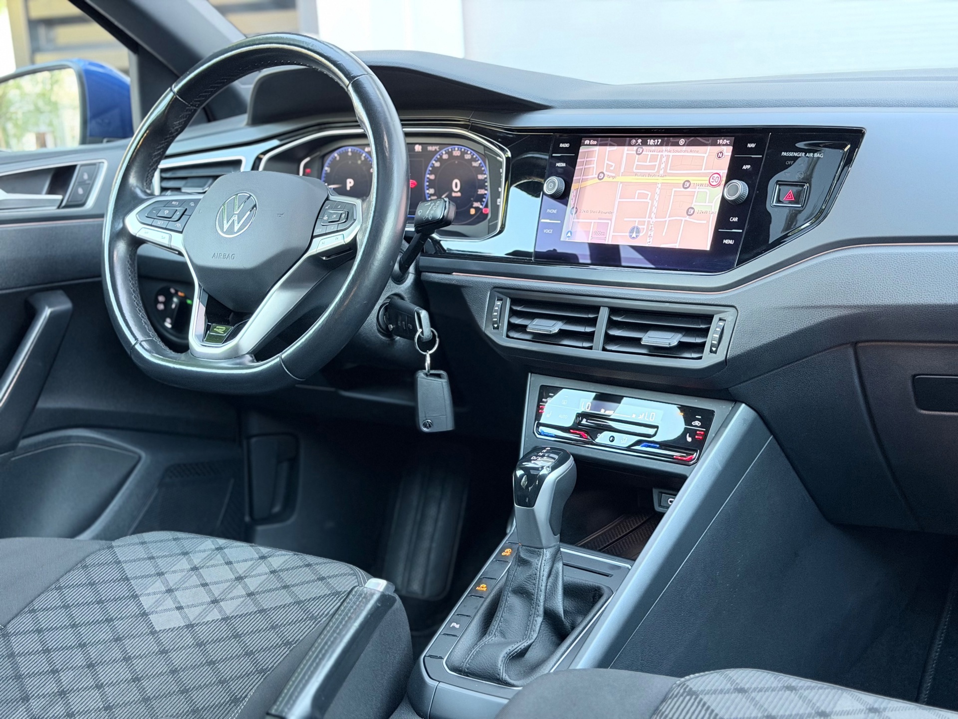 Volkswagen Polo 1.0 TSI R-Line (2022), foto 15
