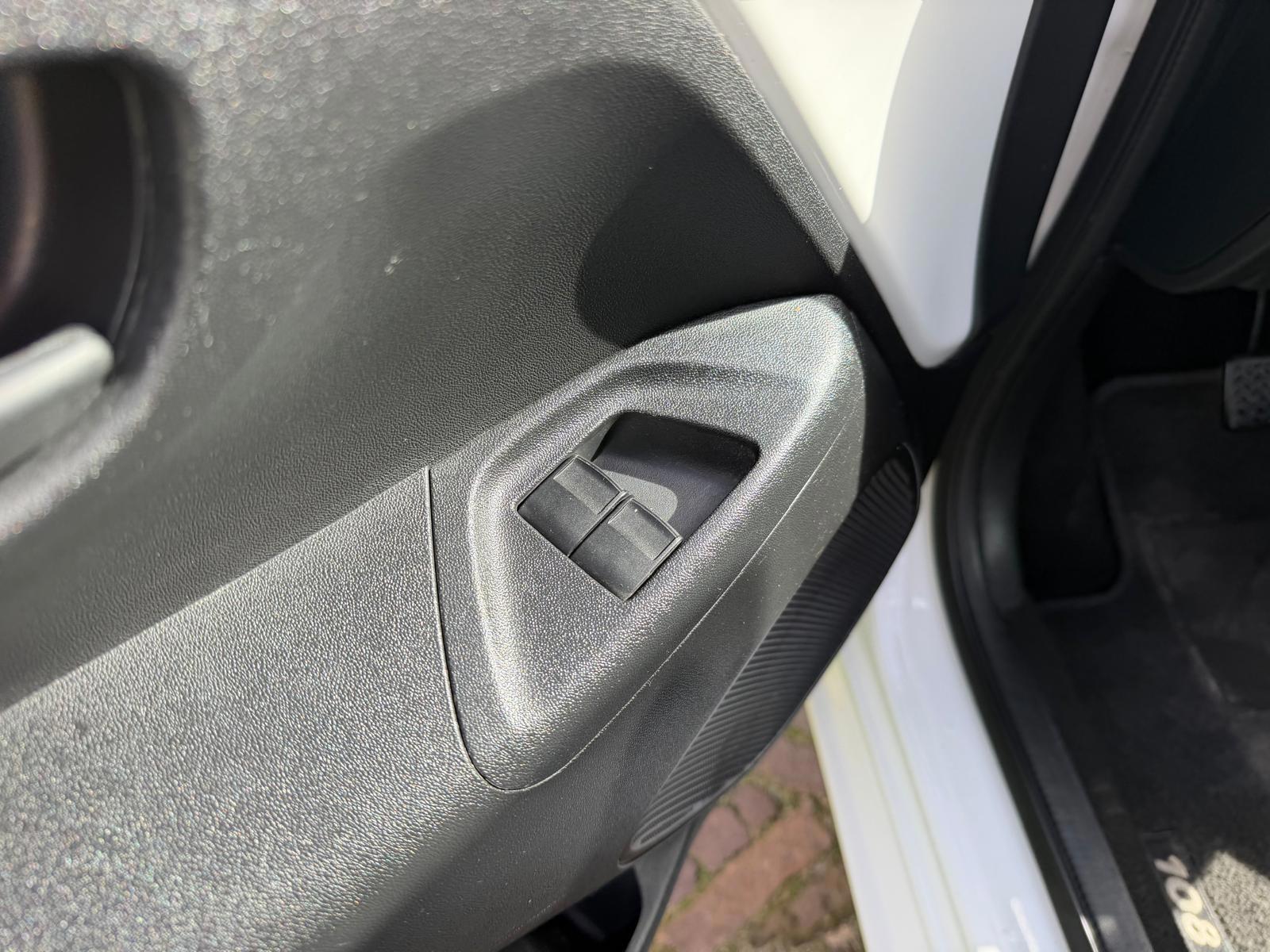 Peugeot 108 1.0 e-VTi Active-NL auto (2018), foto 22