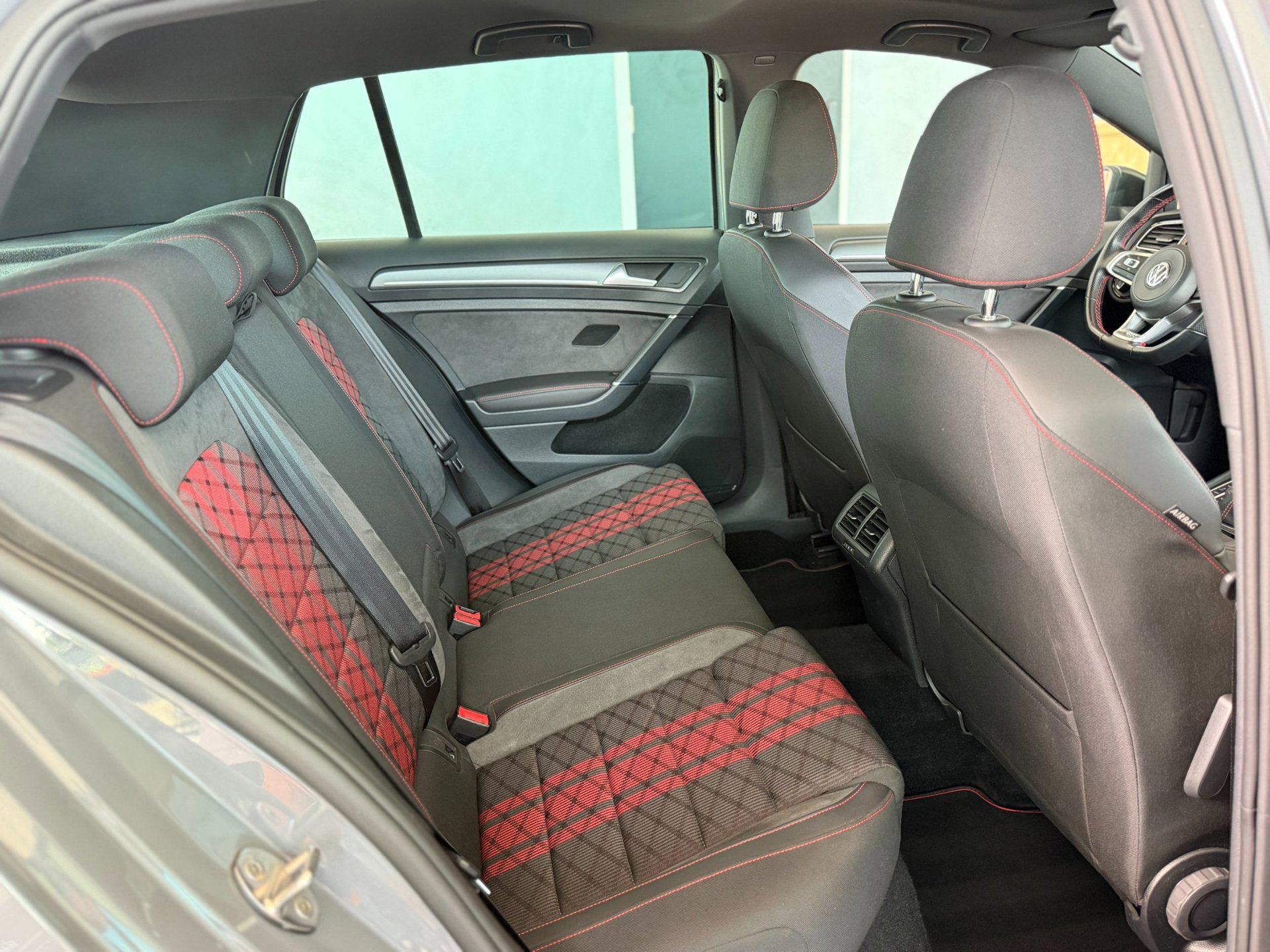 Volkswagen Golf 2.0 TSI GTI TCR 2019 DSG (2019), foto 16