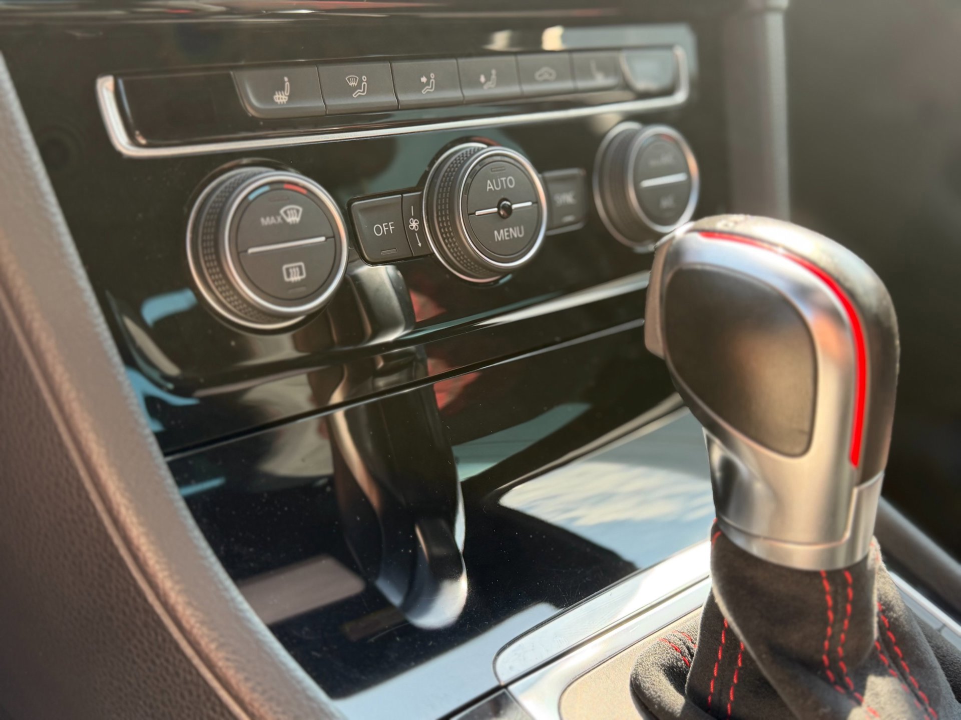 Volkswagen Golf 2.0 TSI GTI TCR 2019 DSG (2019), foto 27