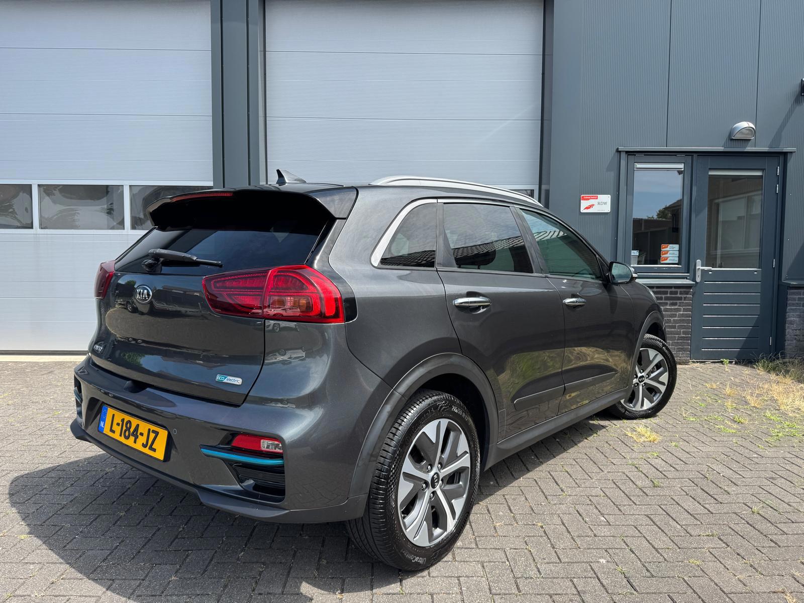 Kia E-Niro DynamicPlusLine 39 kWh 100% SoH (2021), foto 5