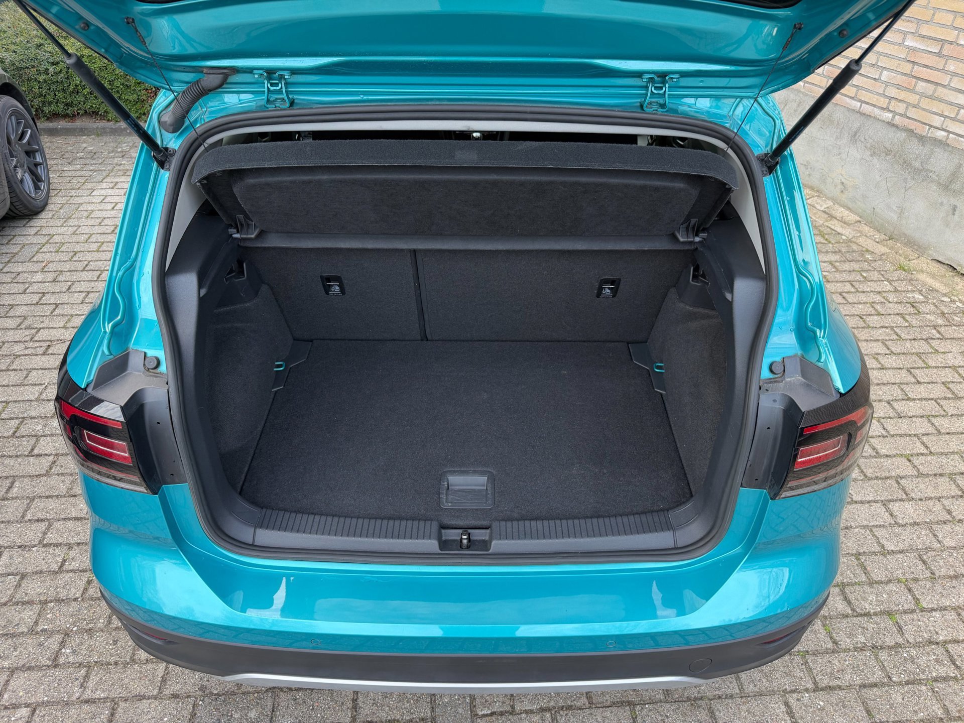 Volkswagen T-Cross 1.0 TSI Life Business (2020), foto 14