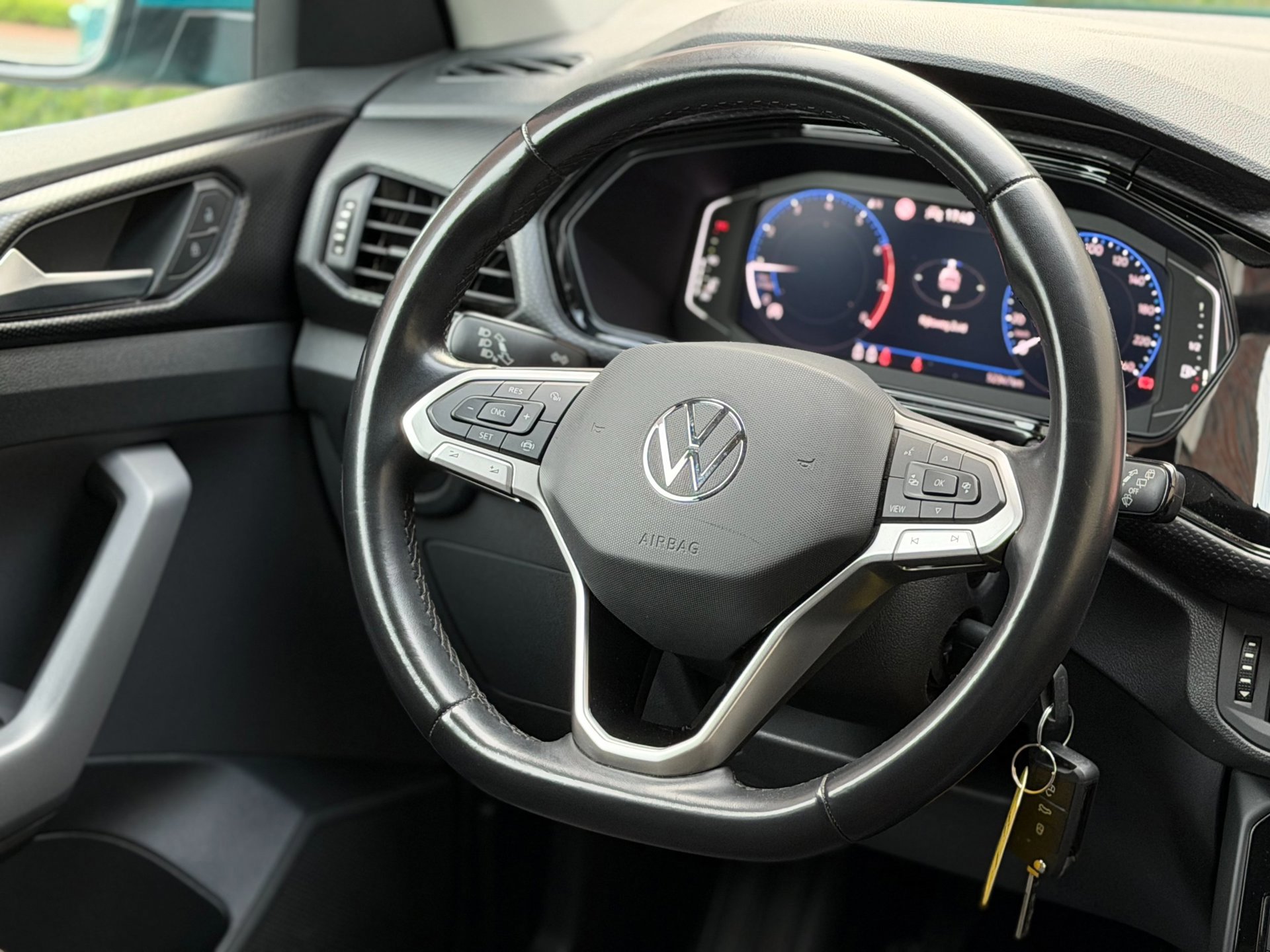 Volkswagen T-Cross 1.0 TSI Life Business (2020), foto 20