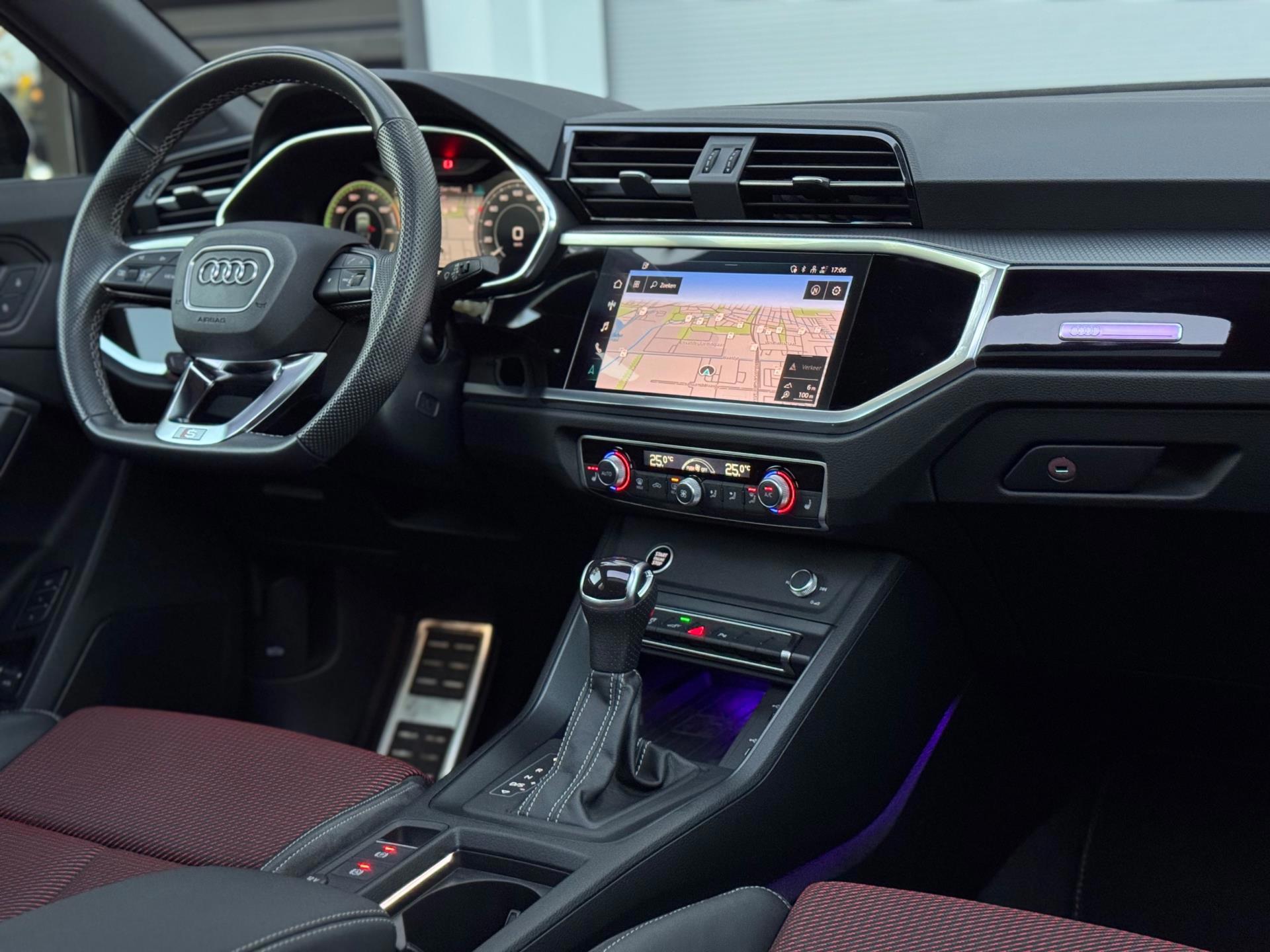 Audi Q3 Sportback 45 TFSI e S Edition (2022), foto 21