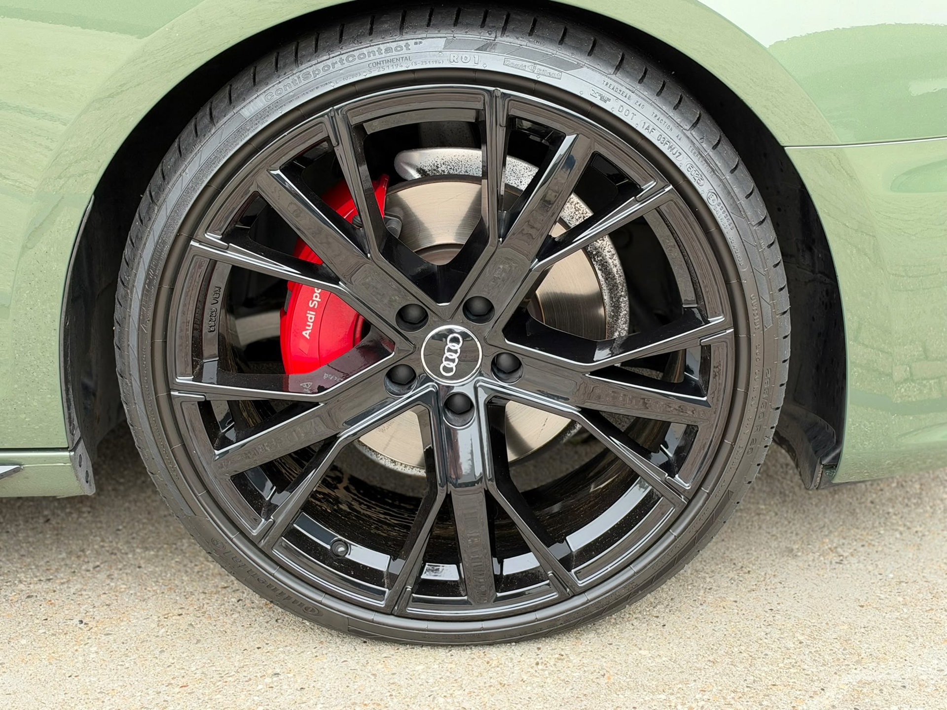 Audi A4 Avant 40 TFSI S-LINE COMPETITION (2023), foto 18