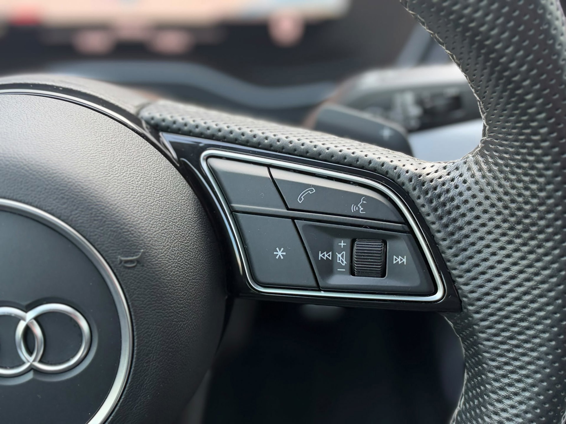 Audi A4 Avant 40 TFSI S-LINE COMPETITION (2023), foto 28